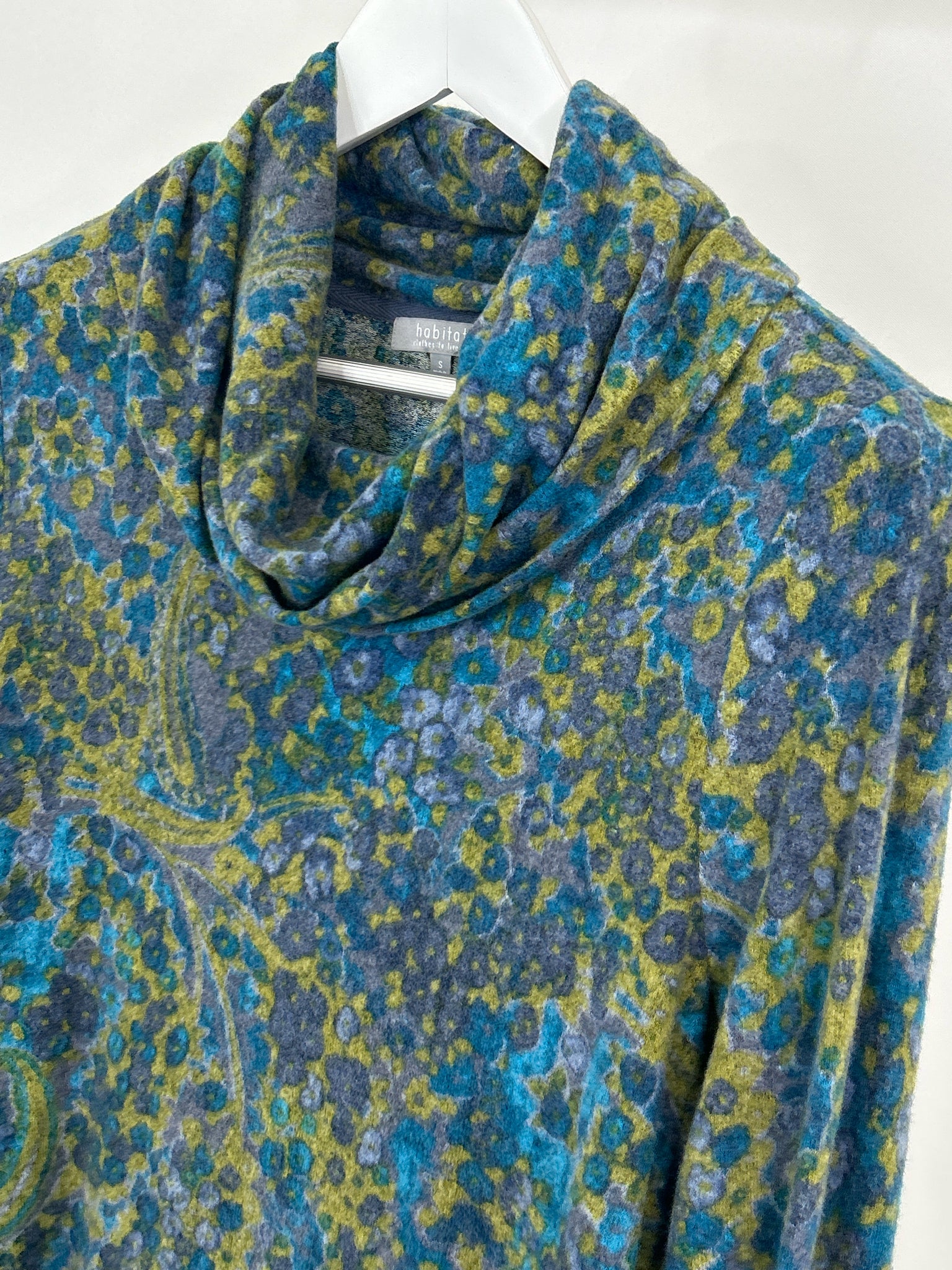 HABITAT Size S BLUE AND GREEN Women Top