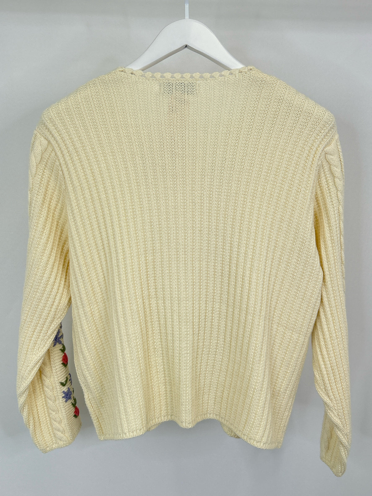 Rosie Posie Size L Cream Women Sweater