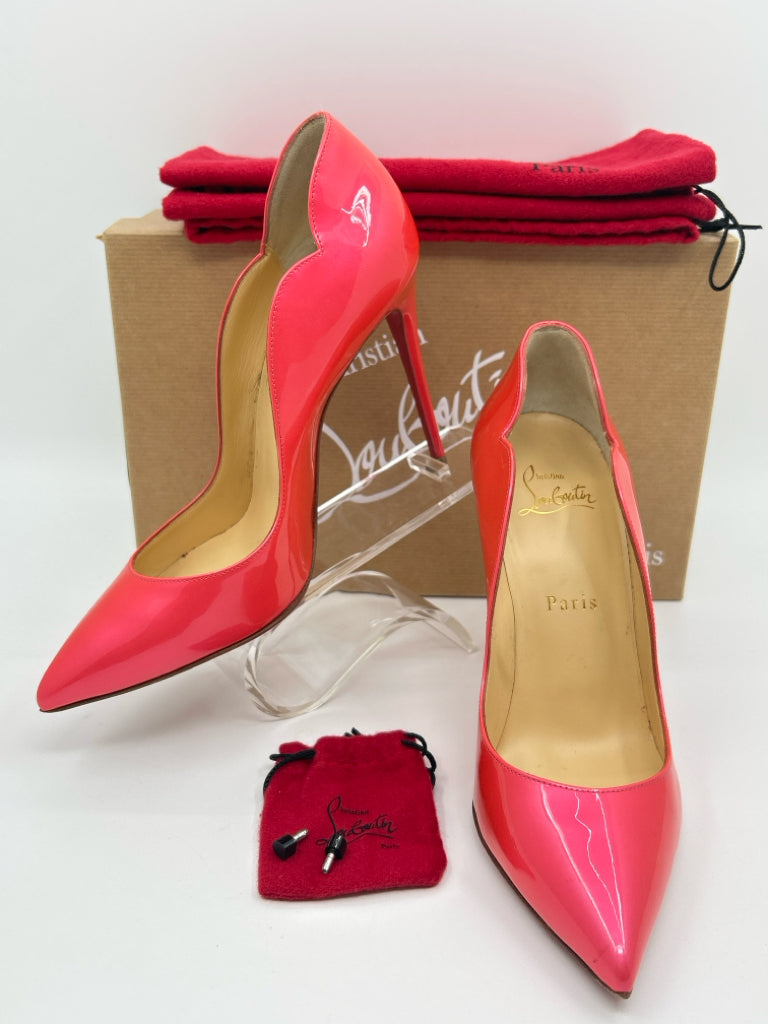 CHRISTIAN LOUBOUTIN Women Size 37 Hot Pink Pumps