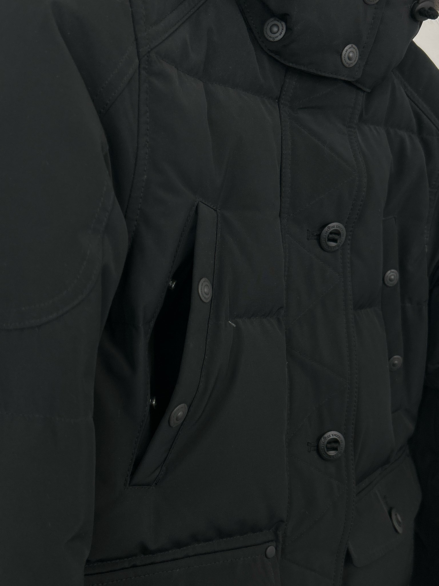 MOOSE KNUCKLES Size S Black Women Coat