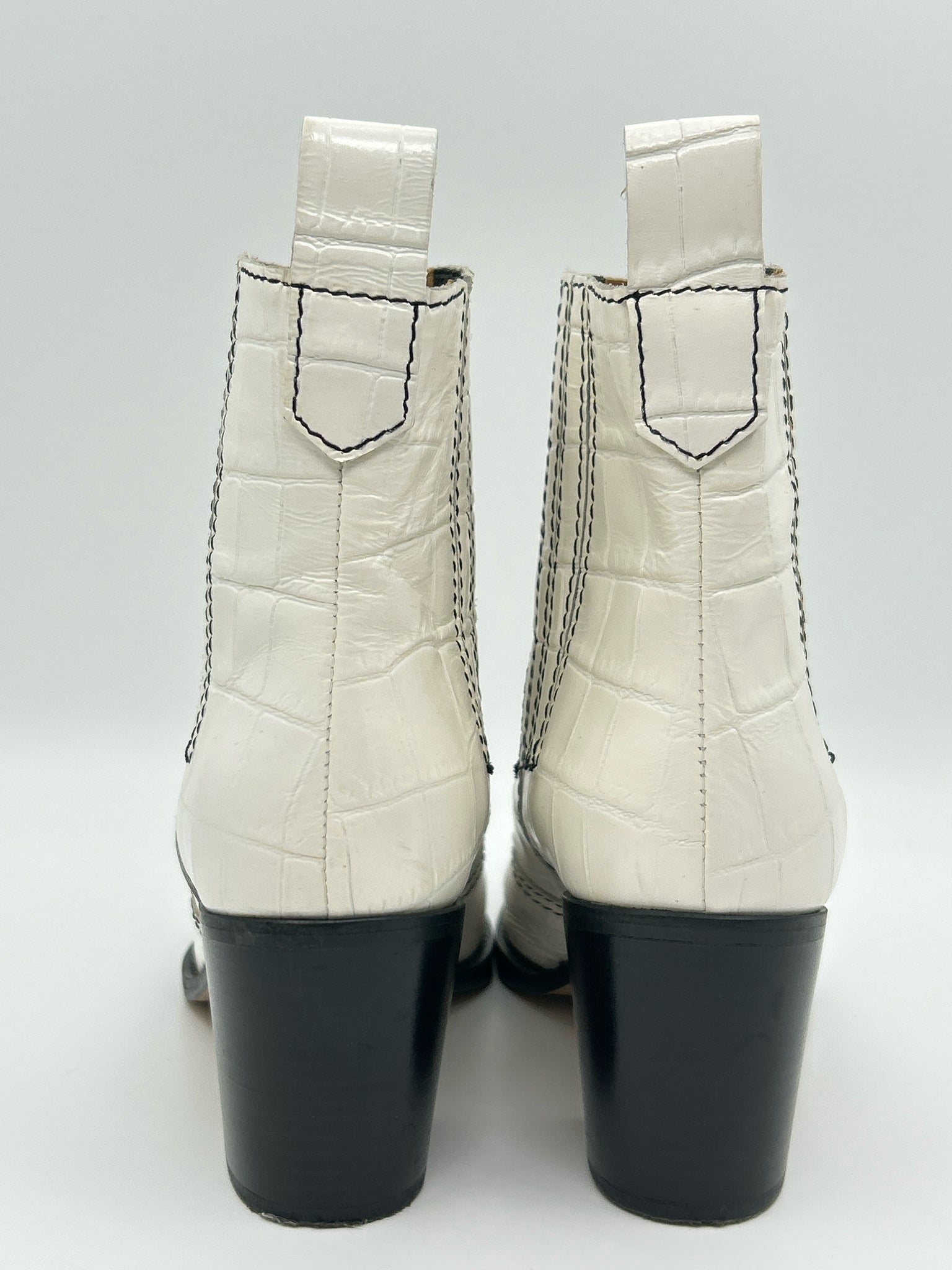 GANNI Size 38/8 White Women Booties