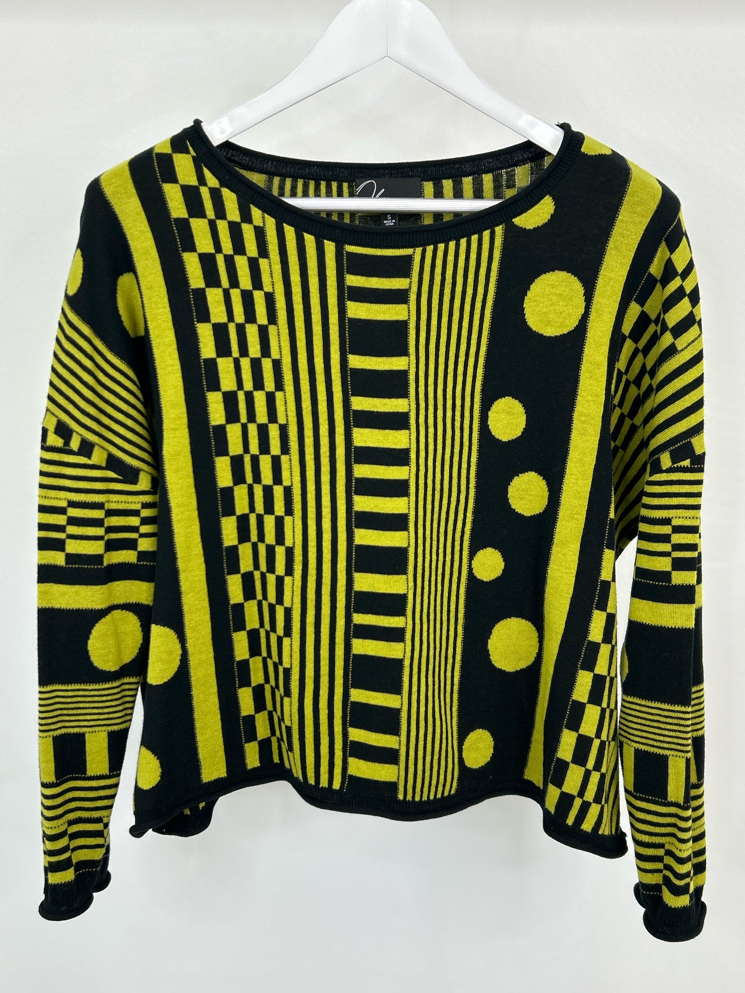 OLIVIA BY HABITAT CLOTHES Size S GREEN AND BLACK Women Sweater