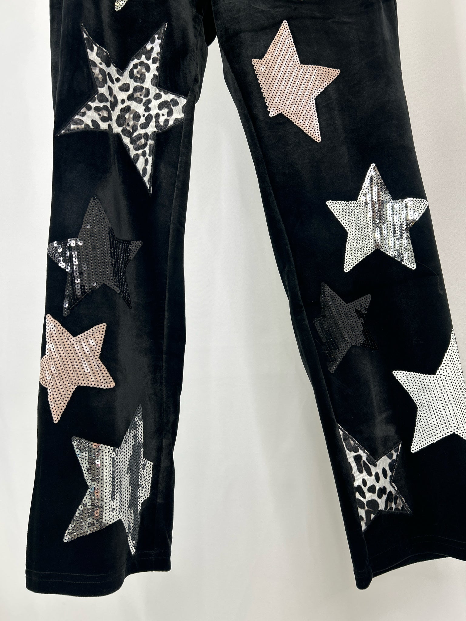 BEREK Size M Black Women Pants
