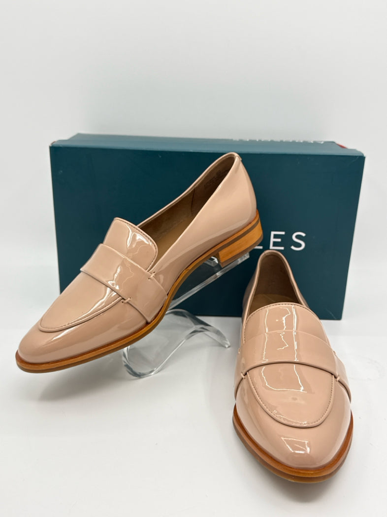 AEROSOLES Size 8.5M nude Women Loafer