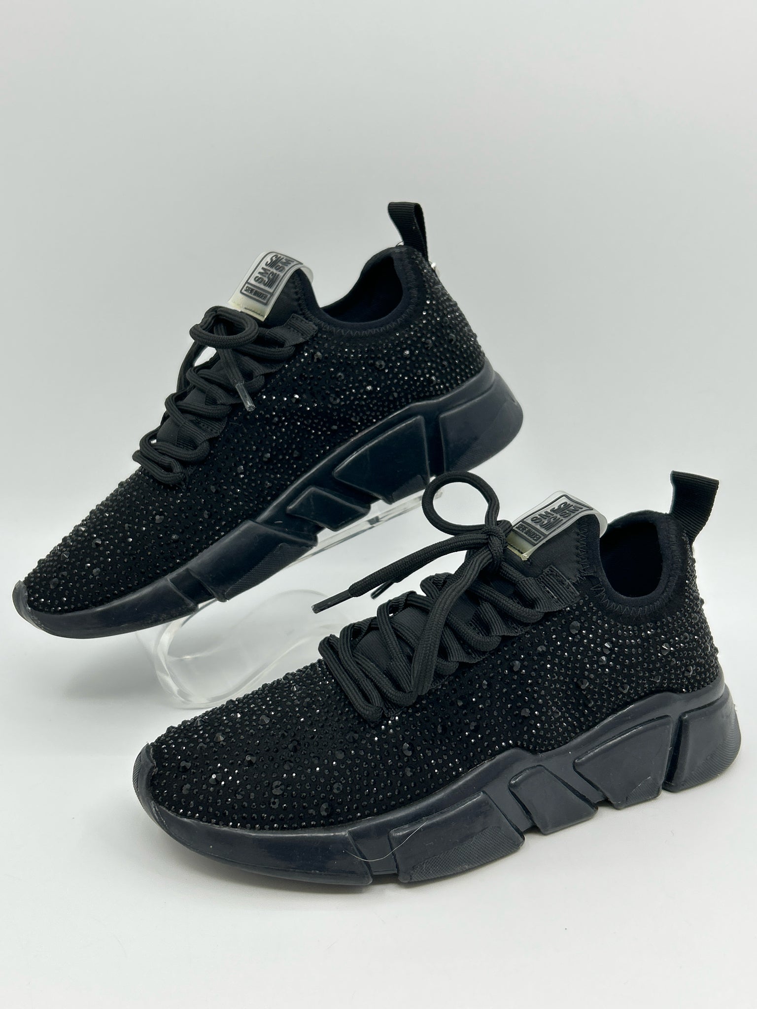 STEVE MADDEN Size 7.5M Black Women Sneakers