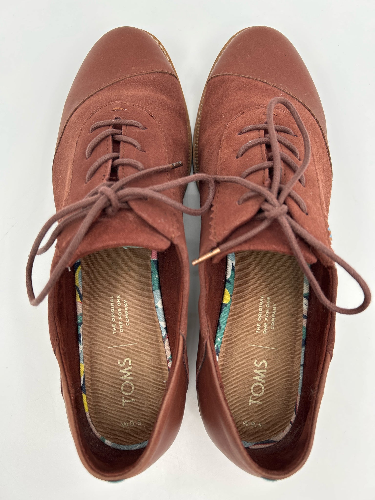 TOMS Size 9.5 Brown Women Loafer