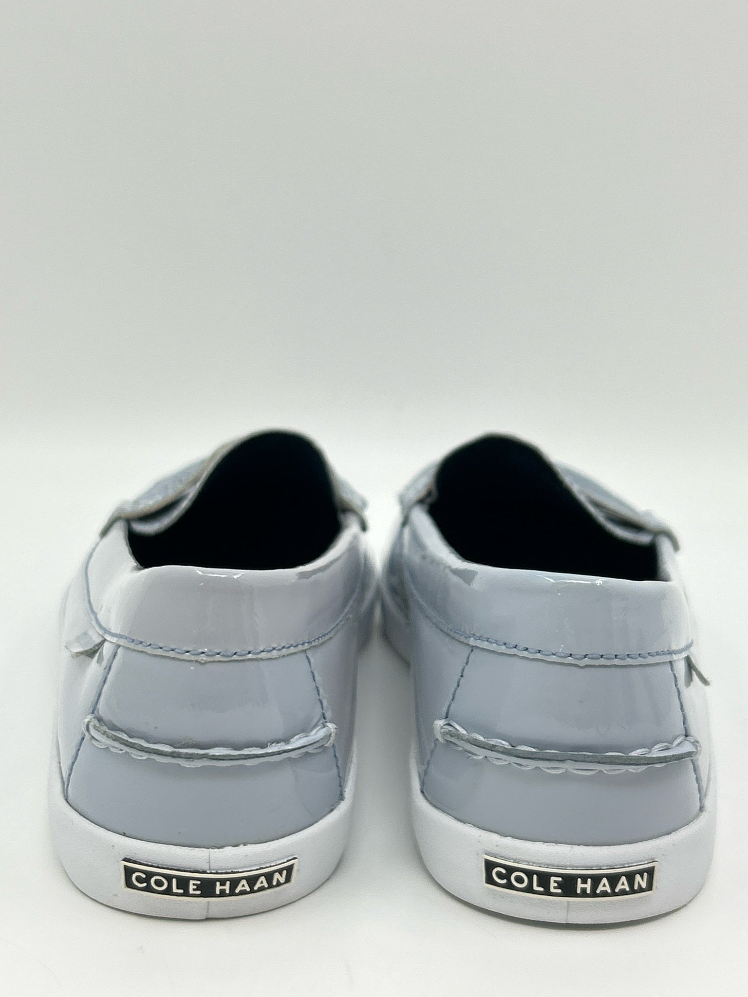 COLE HAAN Size 8.5B Grey and white Women Loafer