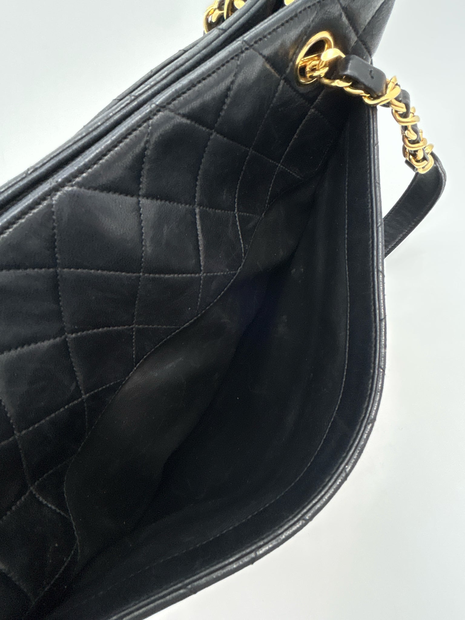 CHANEL Black Women Purse