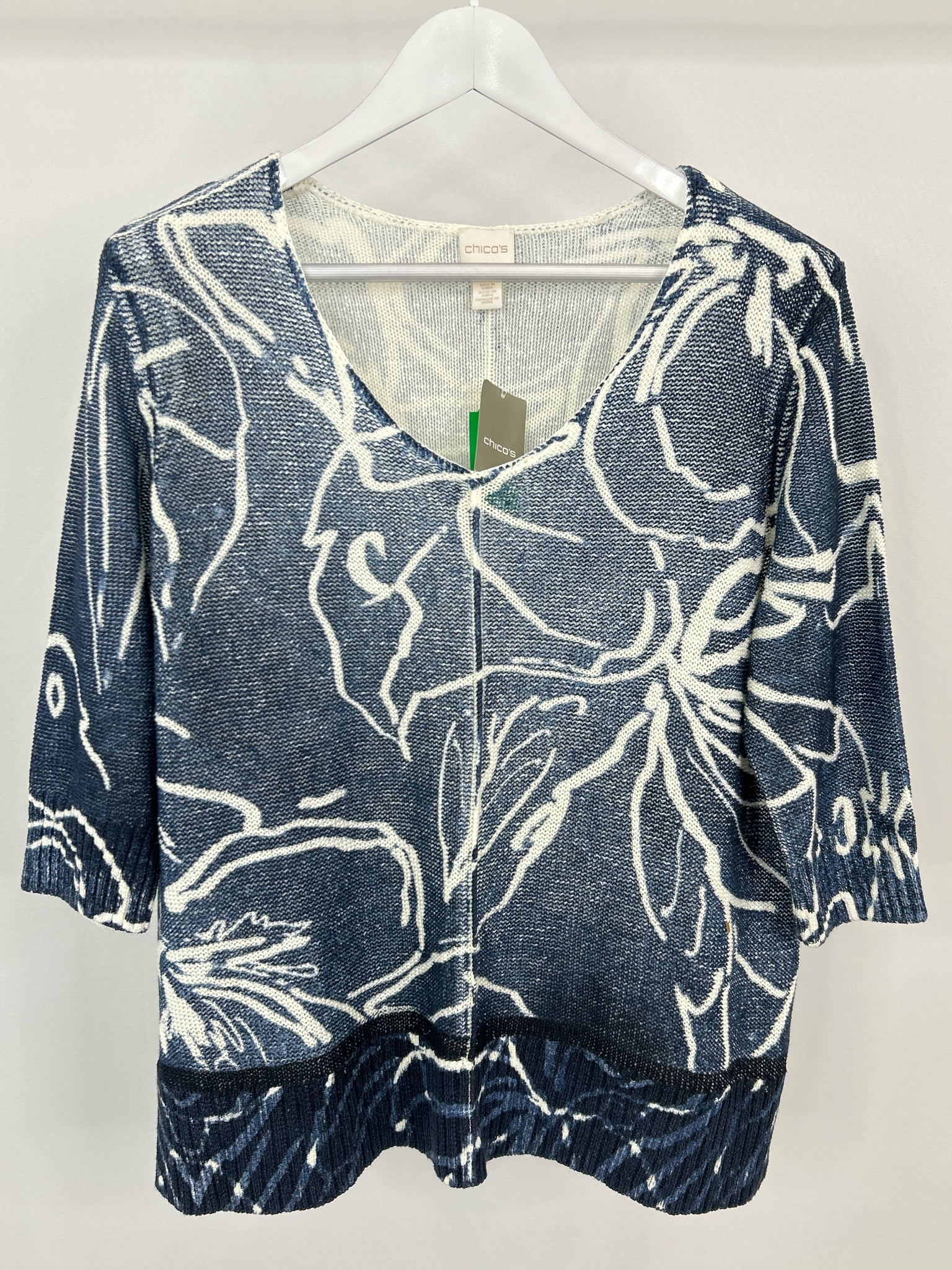 CHICO'S Size 16 blue and white Women Sweater