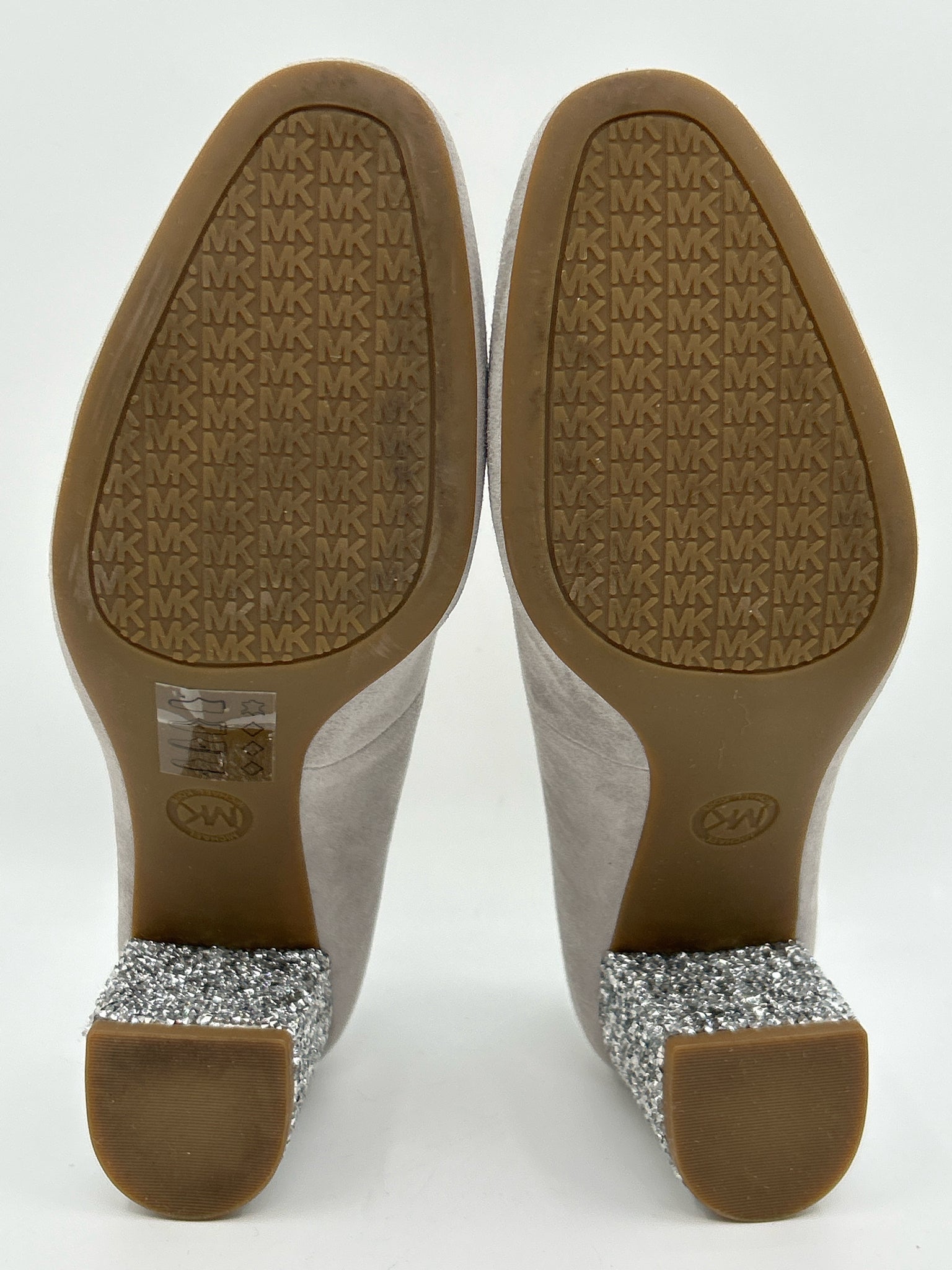 MICHAEL MICHAEL KORS Size 8M Grey Women Pumps