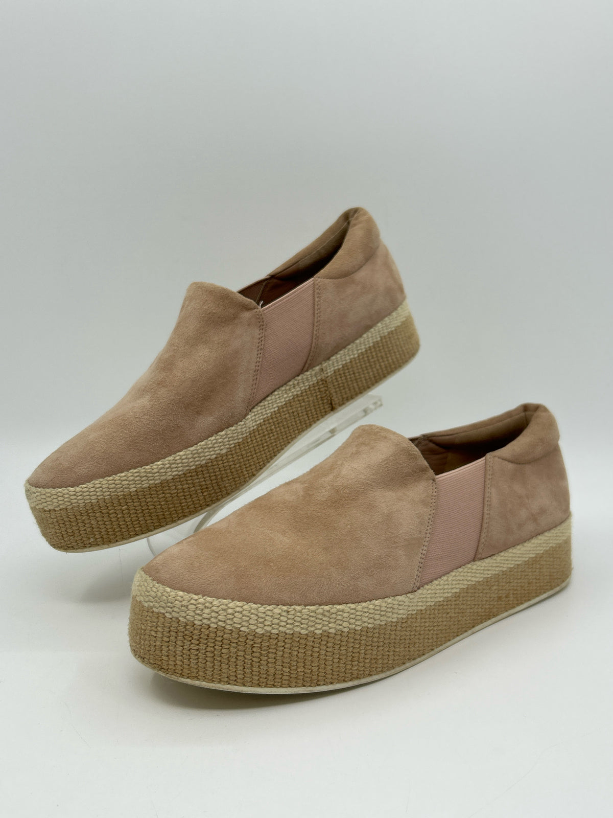 VINCE. Size 8M Dusty Rose Women Sneakers