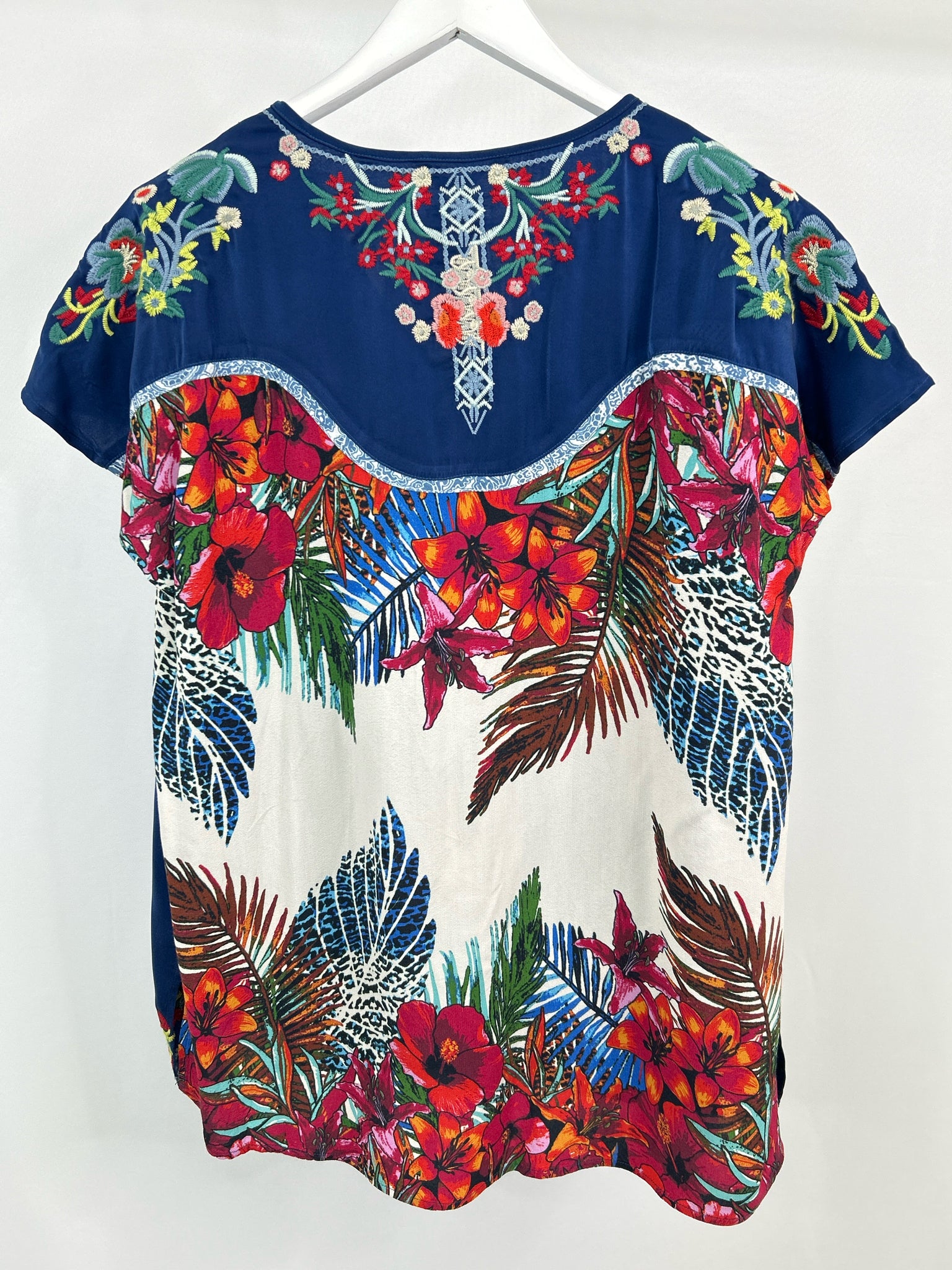 John Mark Size M Blue Women Tunic