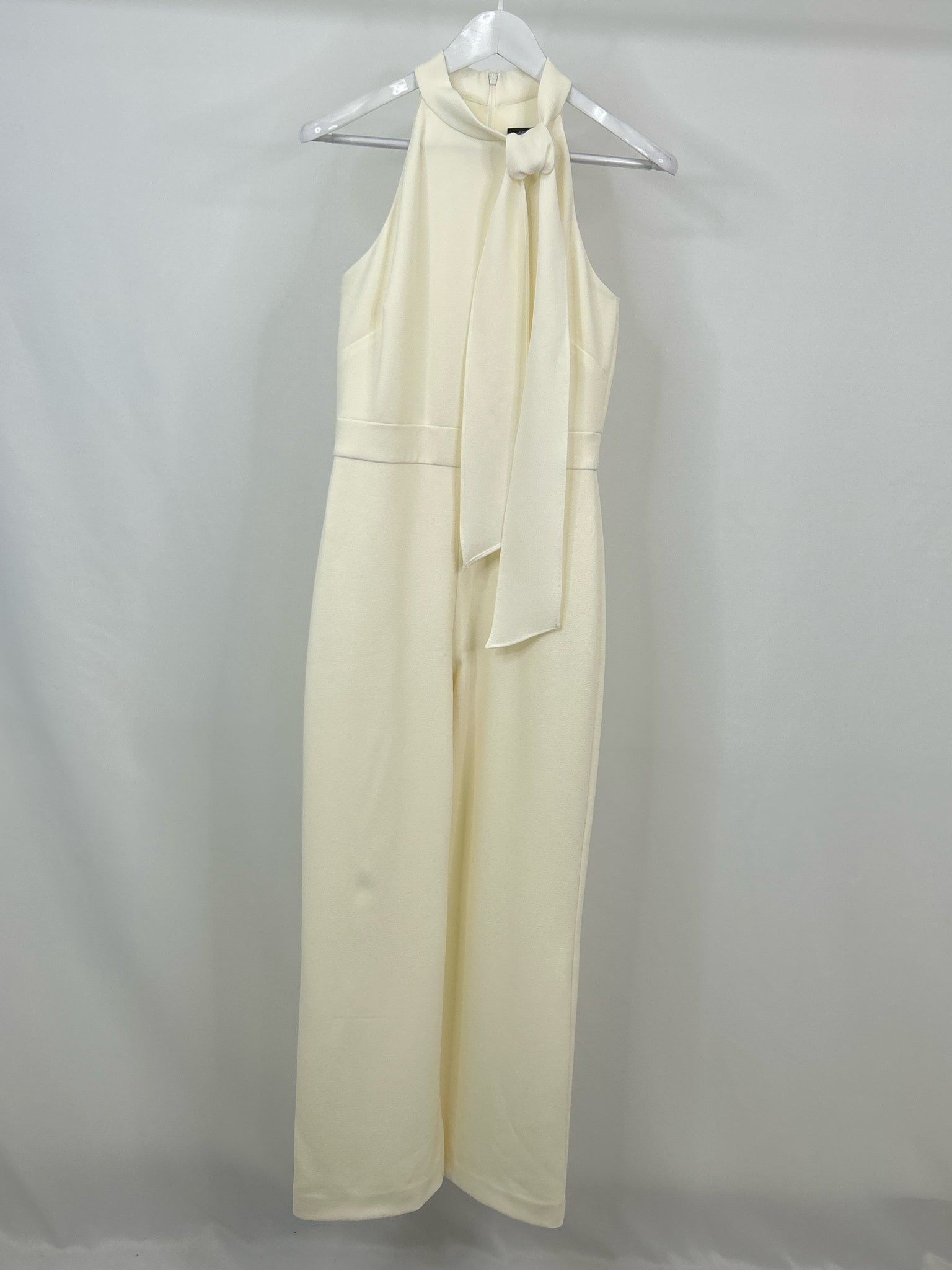 VINCE CAMUTO Size 6 White Women Jumpsuit