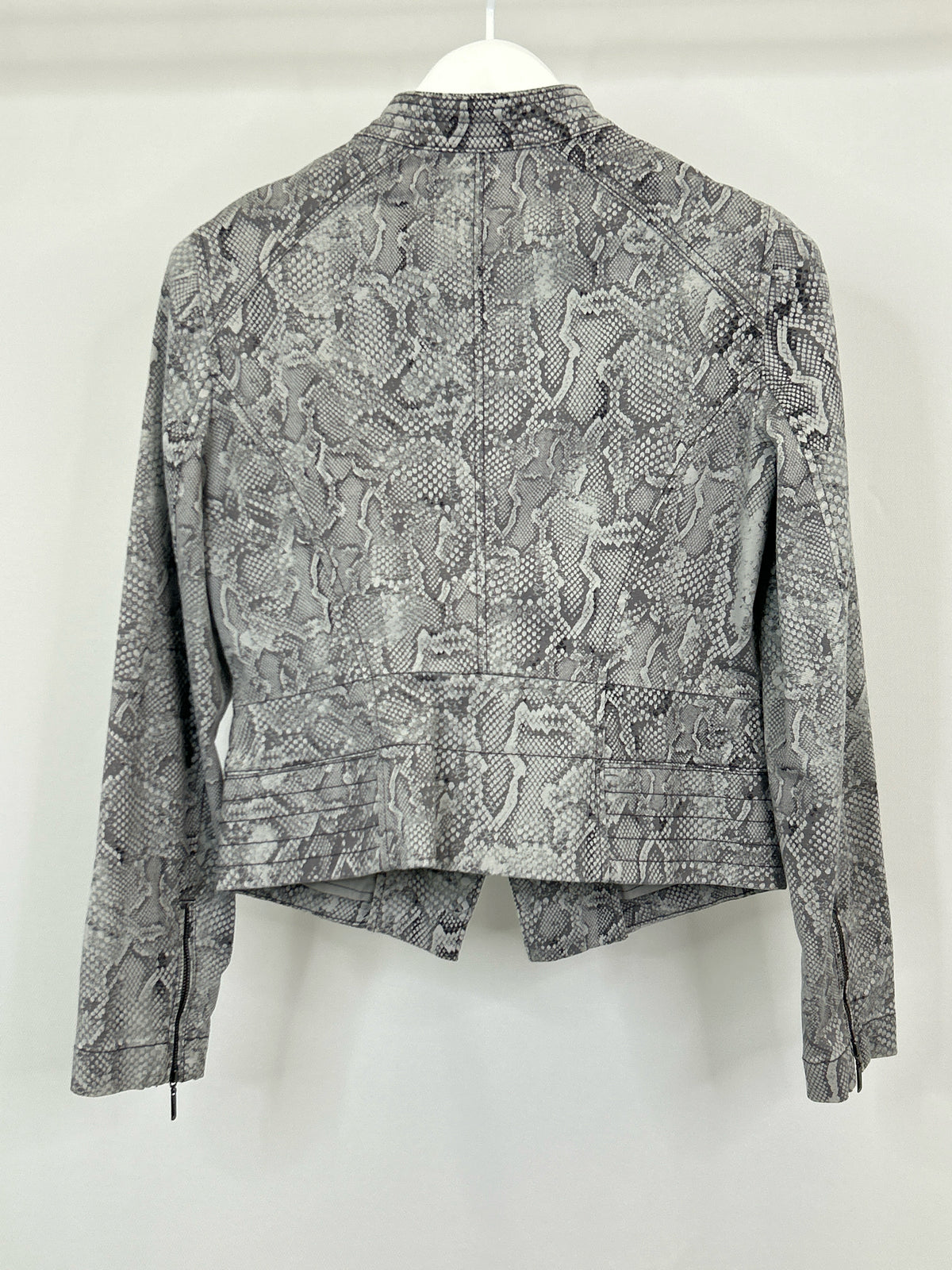 White House Black Market Size 4 Animal Print Women Jacket
