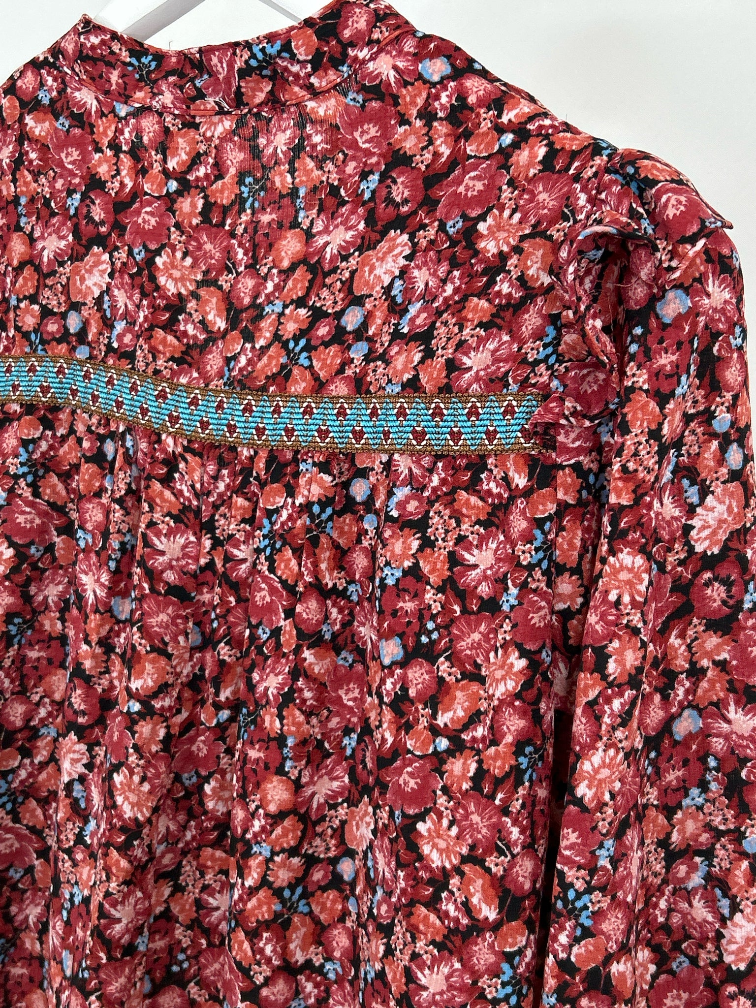 VOY Size S RED FLORAL Women's Dress