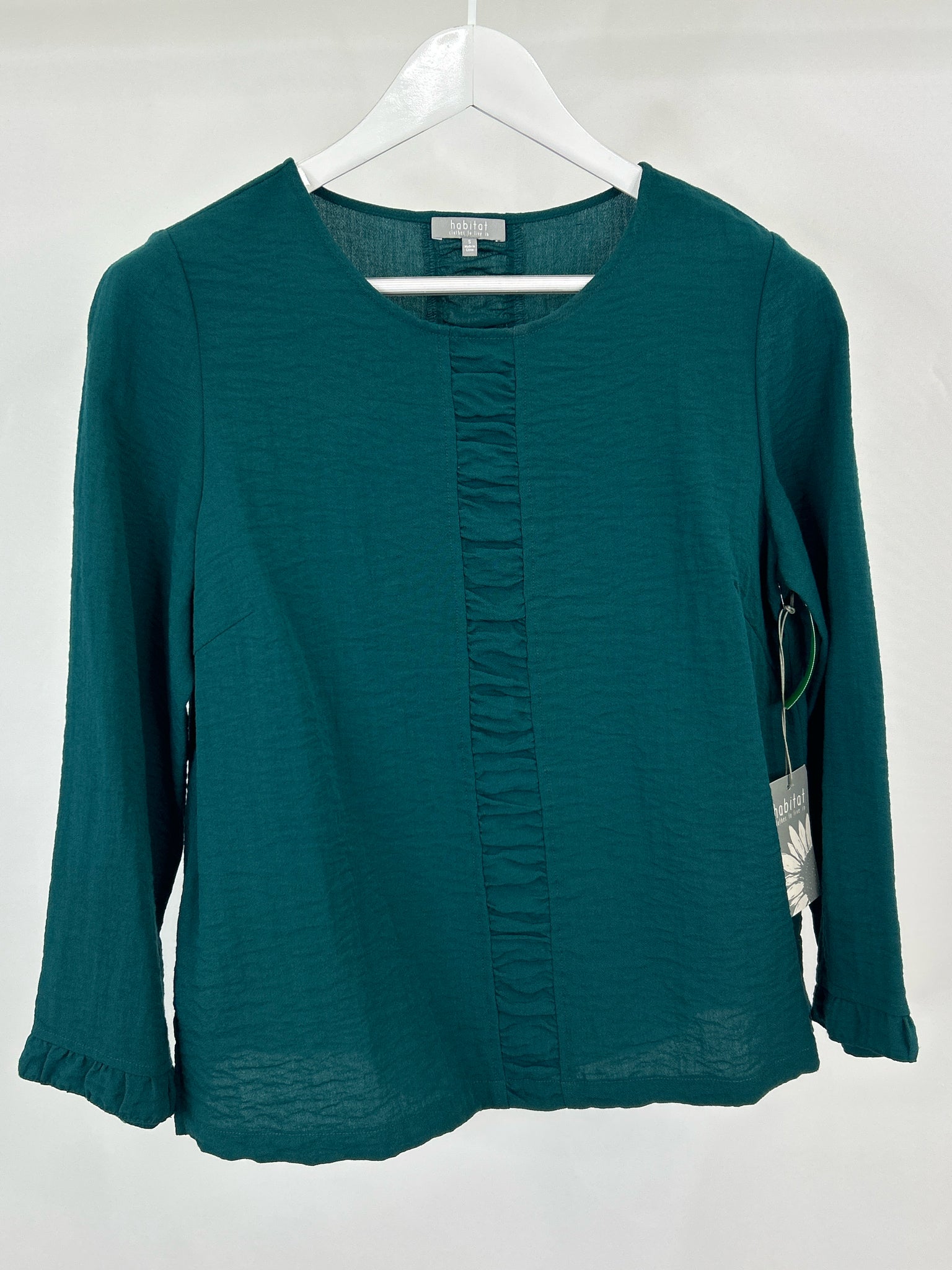 HABITAT Size S Green Women Top NWT