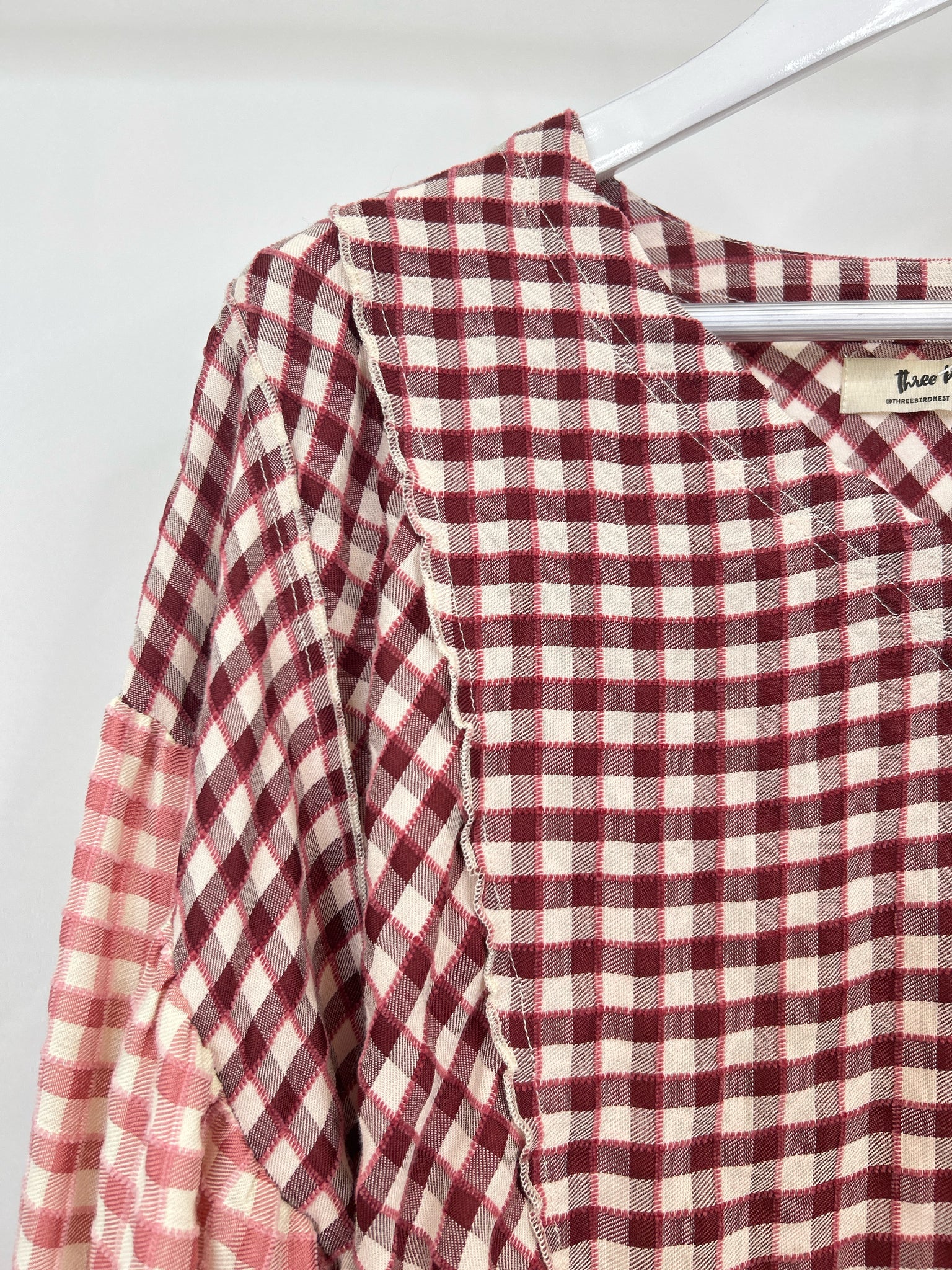 THREE BIRD NEST Size L BURGUNDY PLAID Women Top