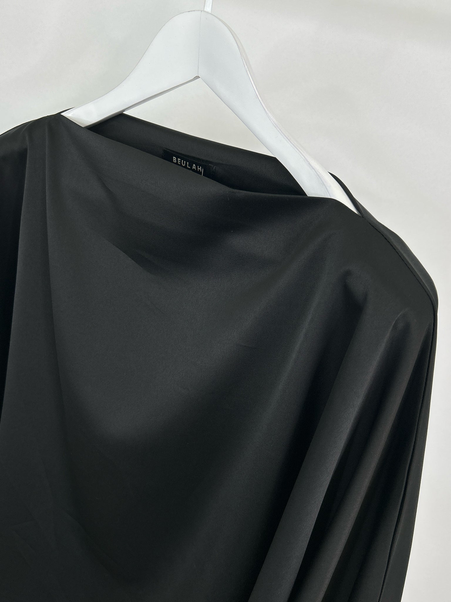 BEULAH Size S/M Black Women Blouse