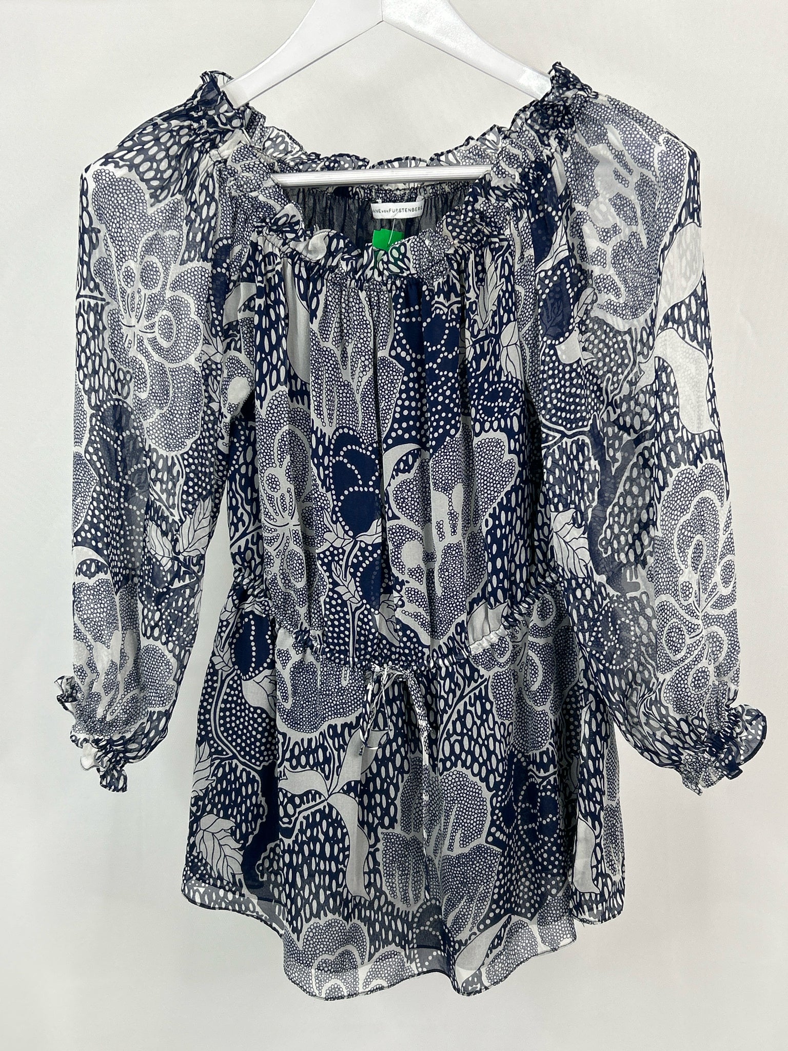 DIANE VON FURSTENBERG Size S NAVY AND WHITE Women Top