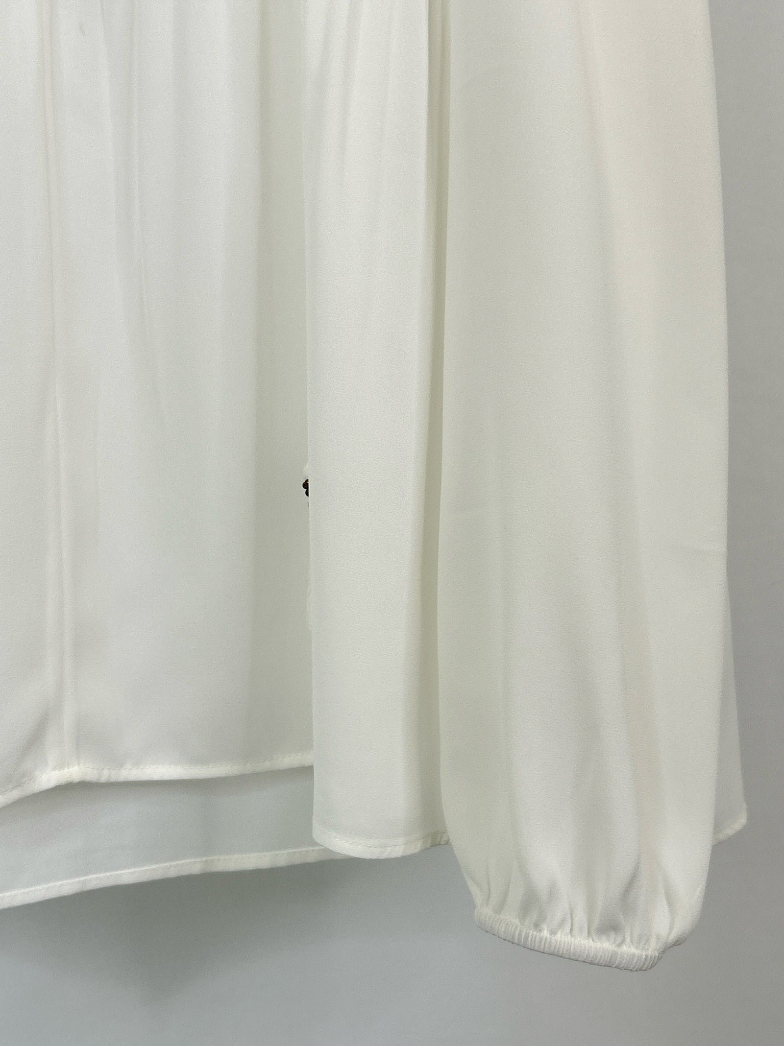 DANIELRAINN Size XS White Women Top