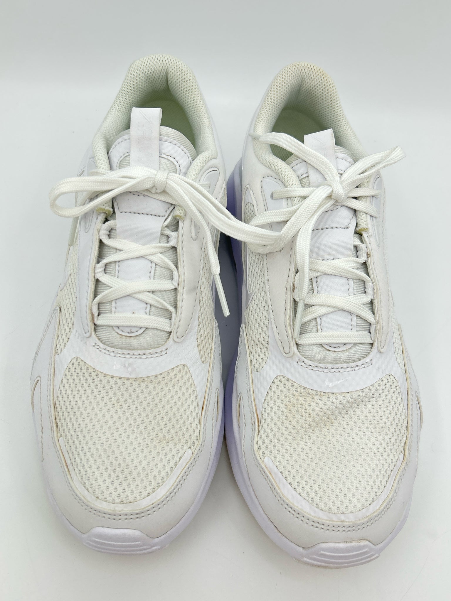 NIKE Size 10 White Women Sneakers