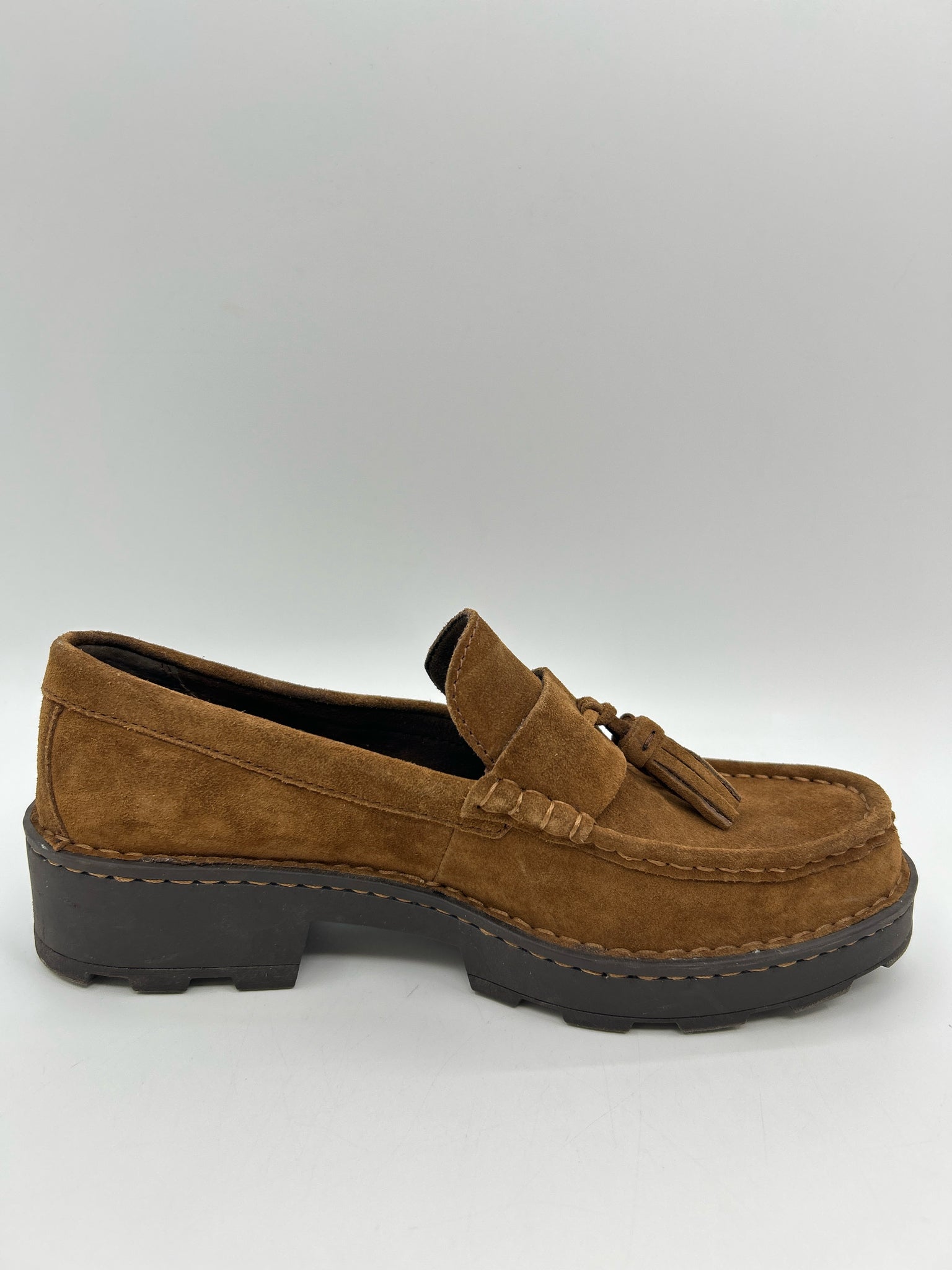 BORN Size 8M Brown Women Loafer