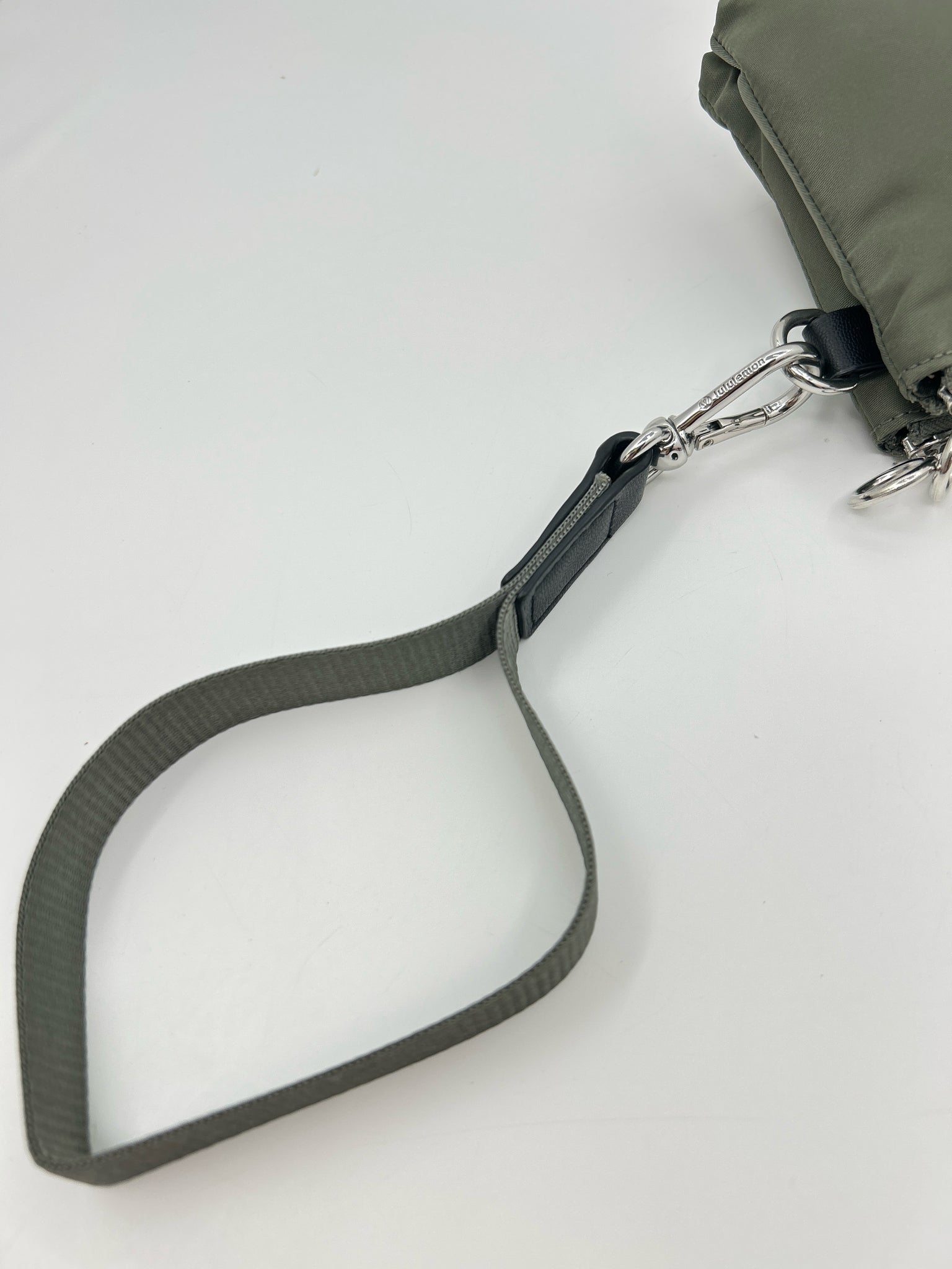 LULULEMON Olive Green Women Wristlet