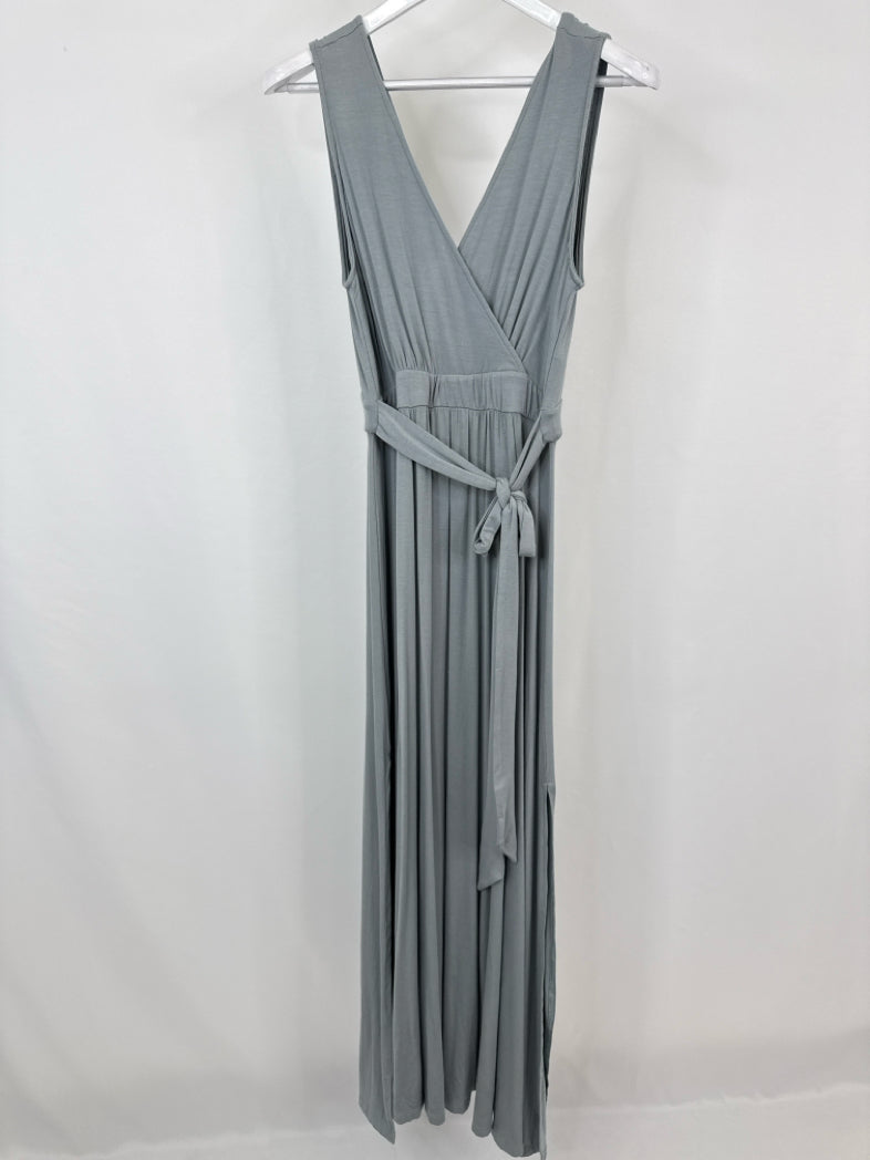 Lulus NWT Size L Gray Women Dress