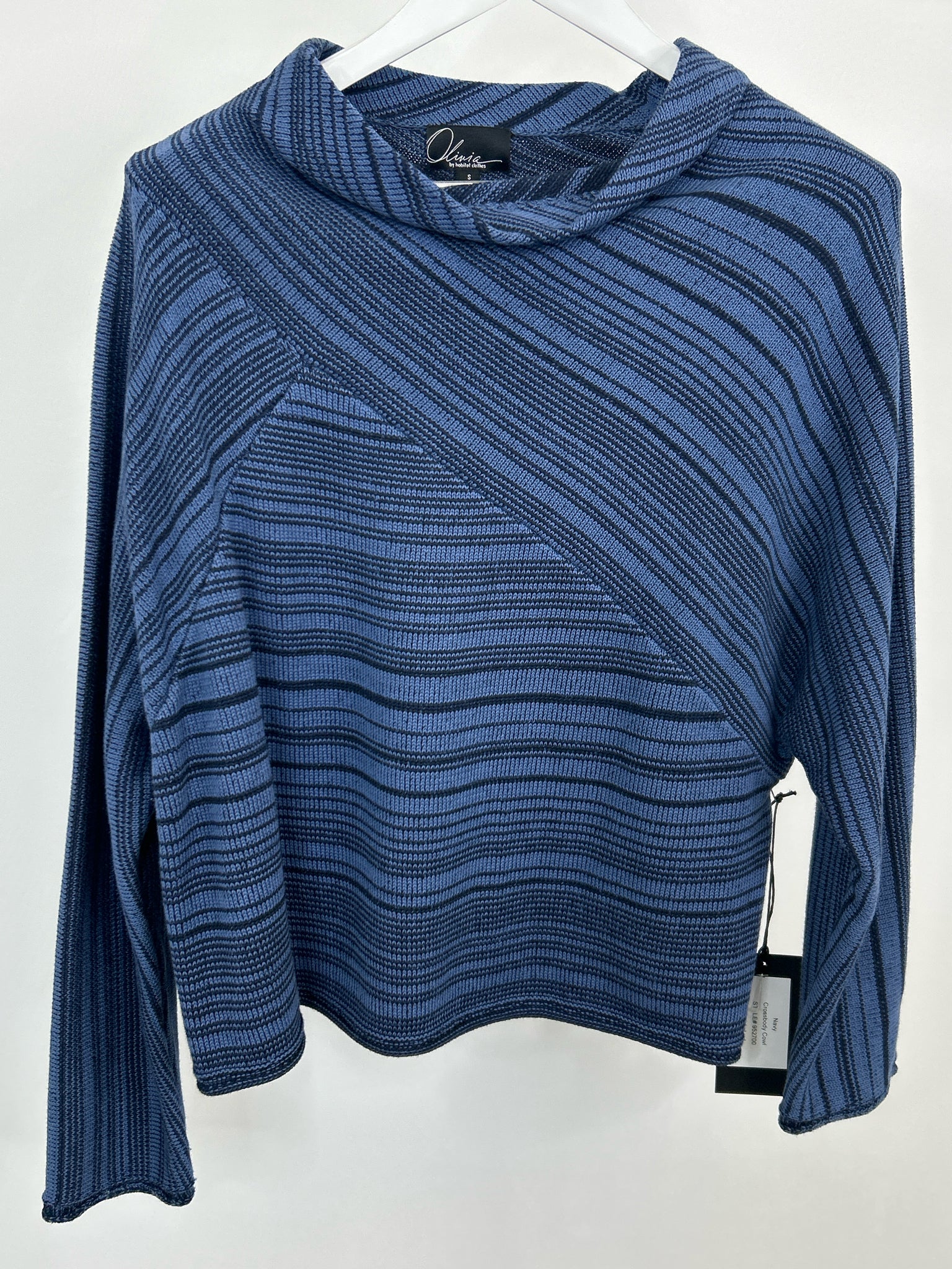 OLIVIA BY HABITAT CLOTHES Size S Navy & Blue Women Sweater NWT