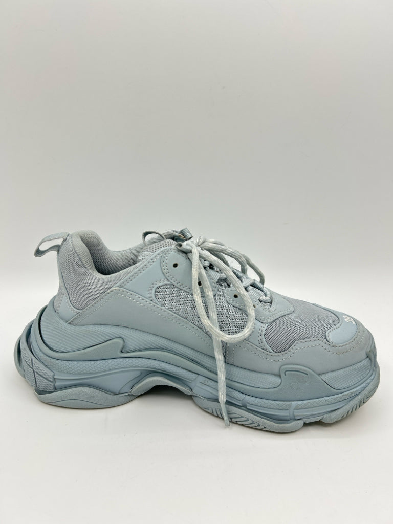 BALENCIAGA Size 39 Baby Blue Sneakers