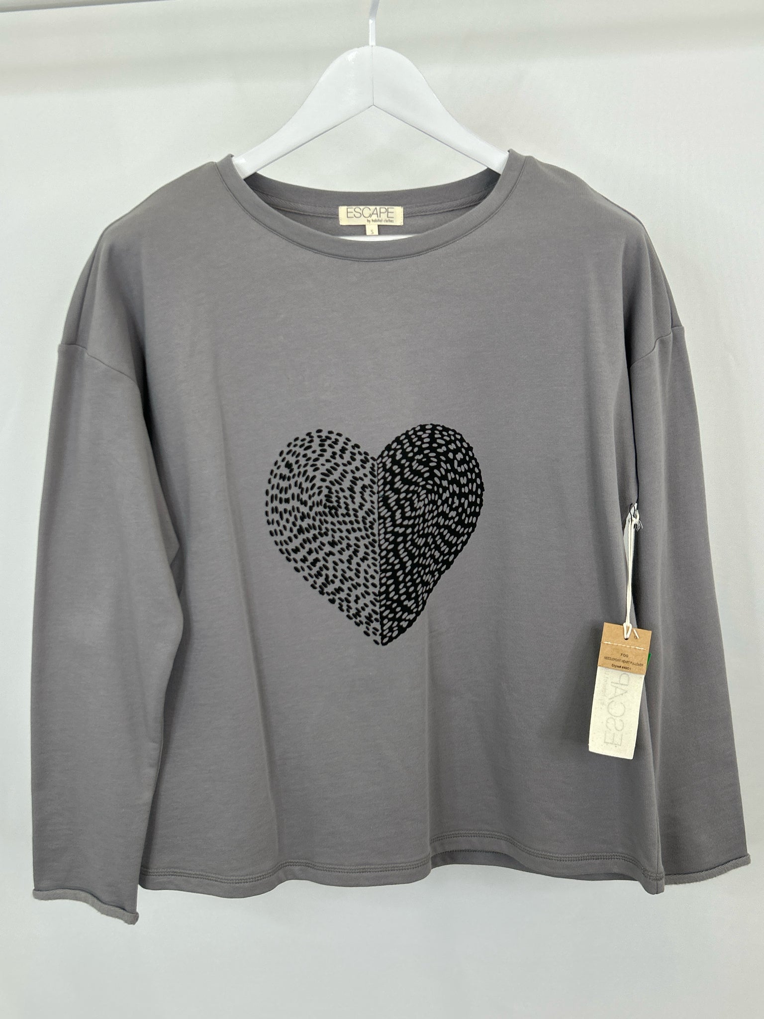 Escape by Habitat Clothes Size S Gray print Women Pullover