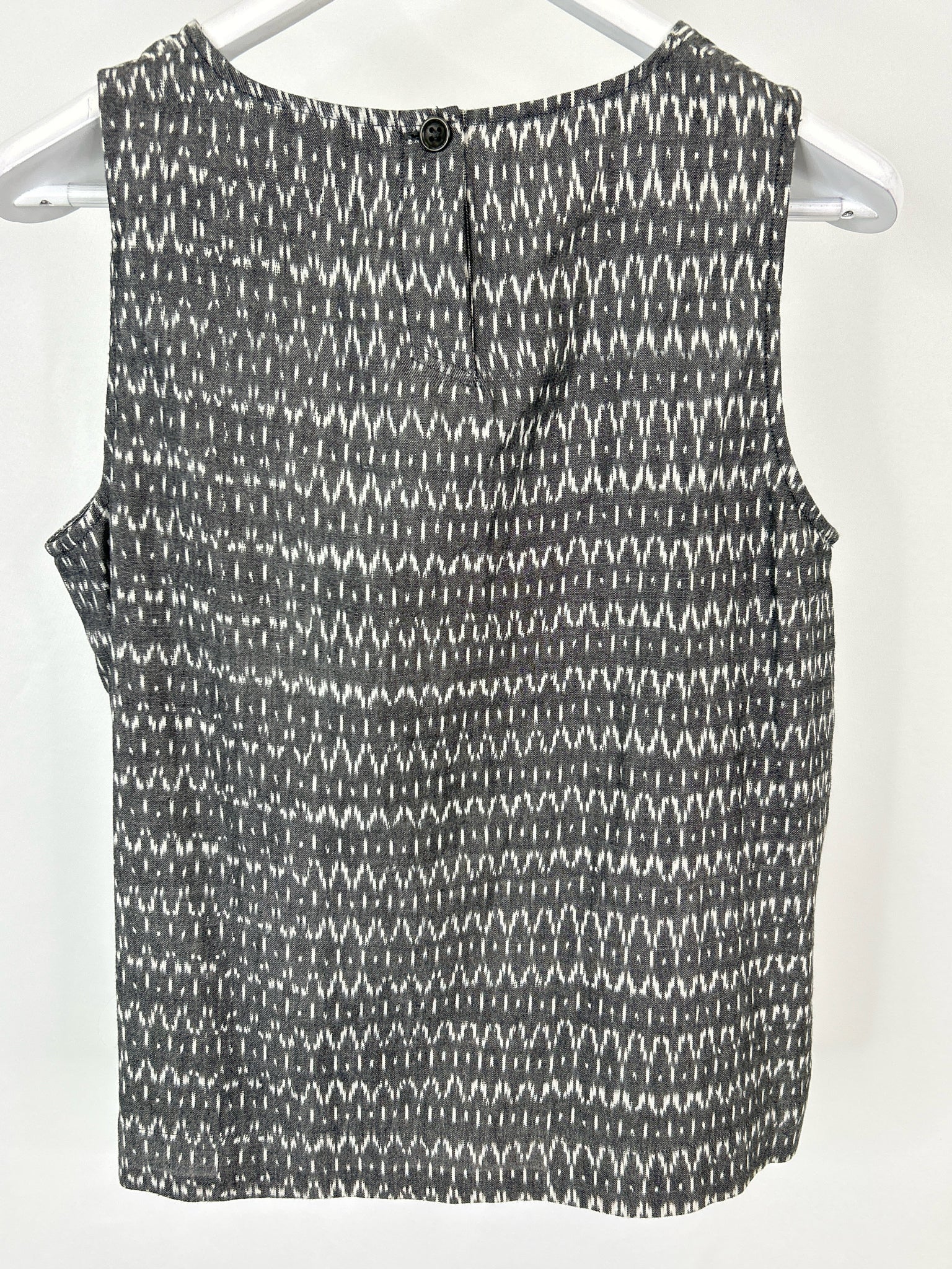EILEEN FISHER Size M GRAY AND WHITE Women Top