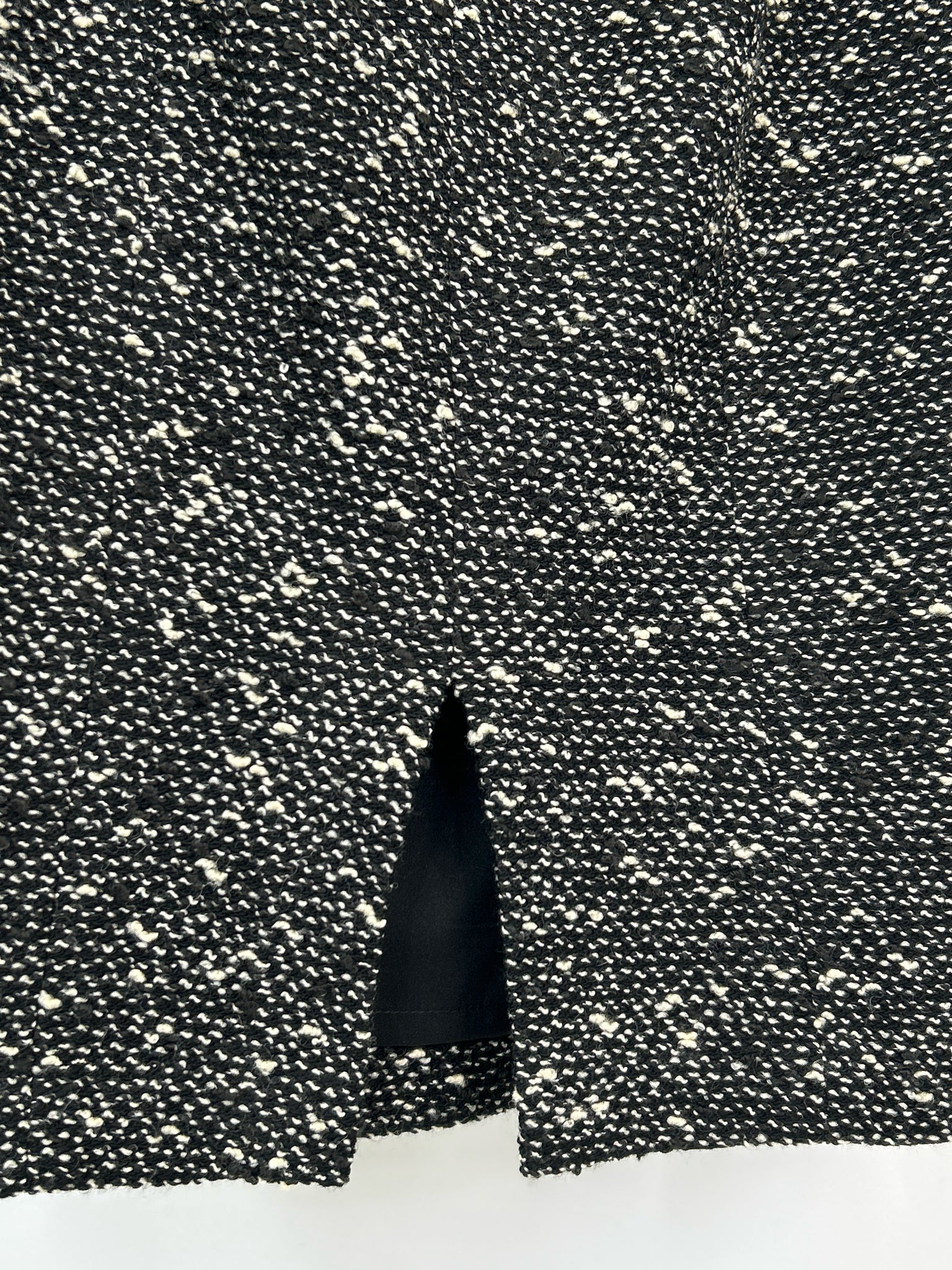 NANETTE LEPORE Size 8 Black and White Women Skirt