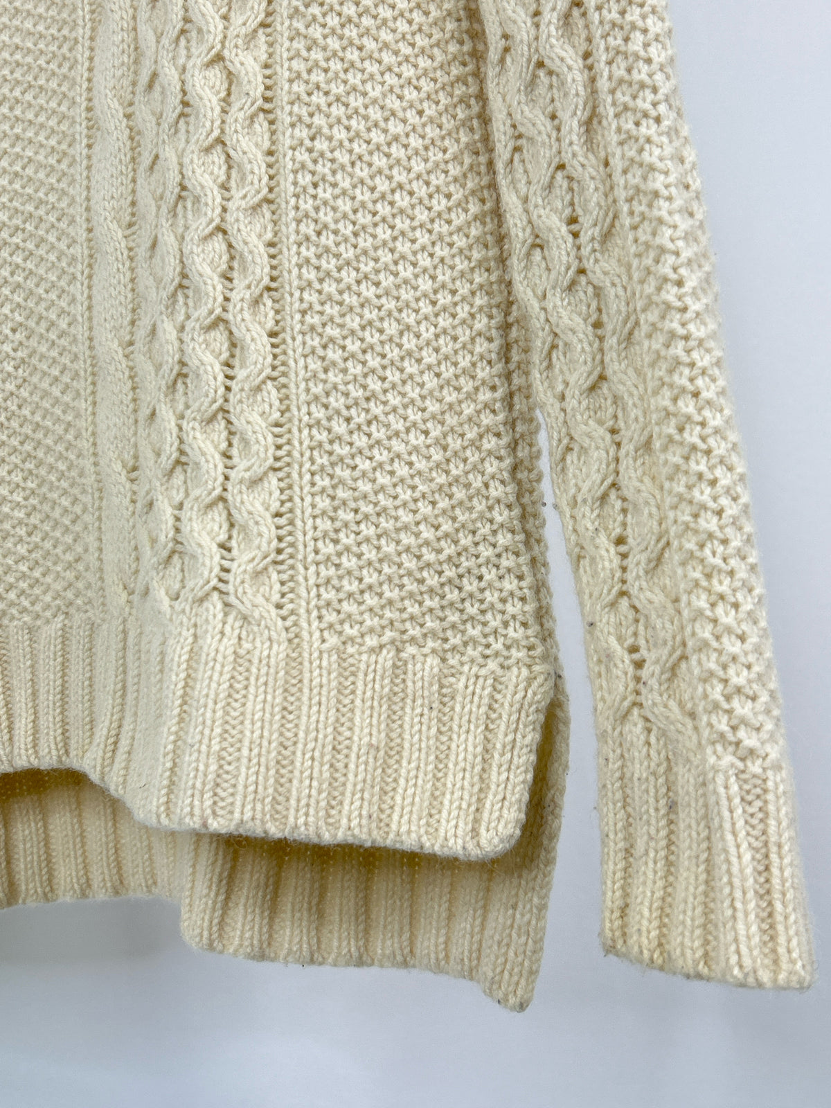 THEORY Size SP Cream Women Sweater