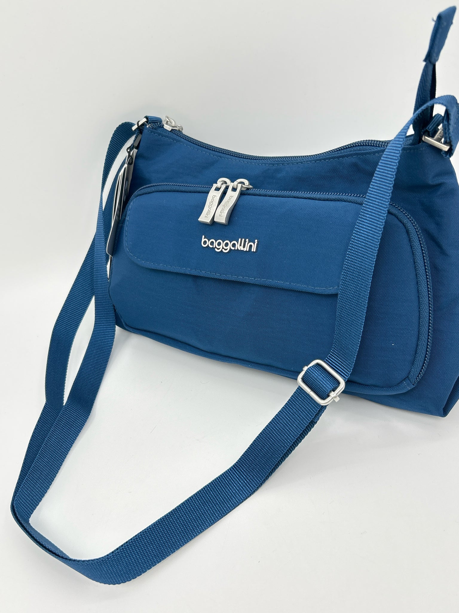 BAGGALLINI Blue Women Purse