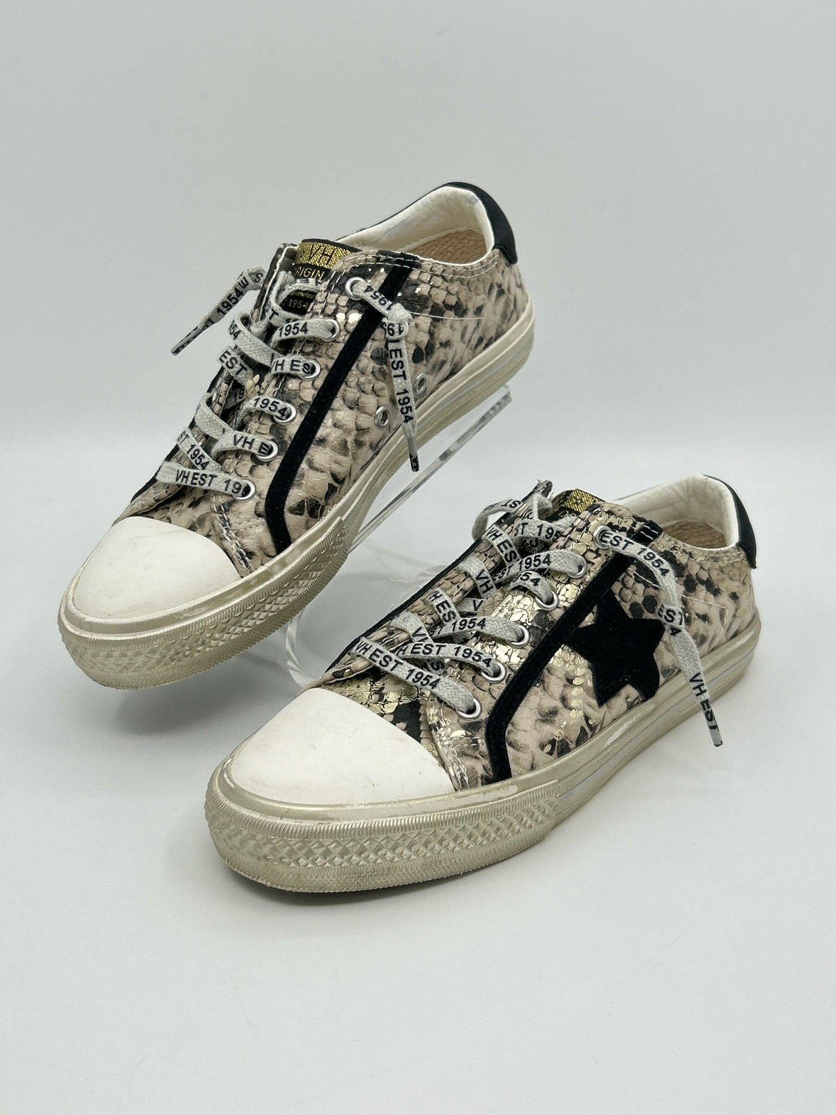 VINTAGE HAVANA Size 7 Animal Print Women Sneakers