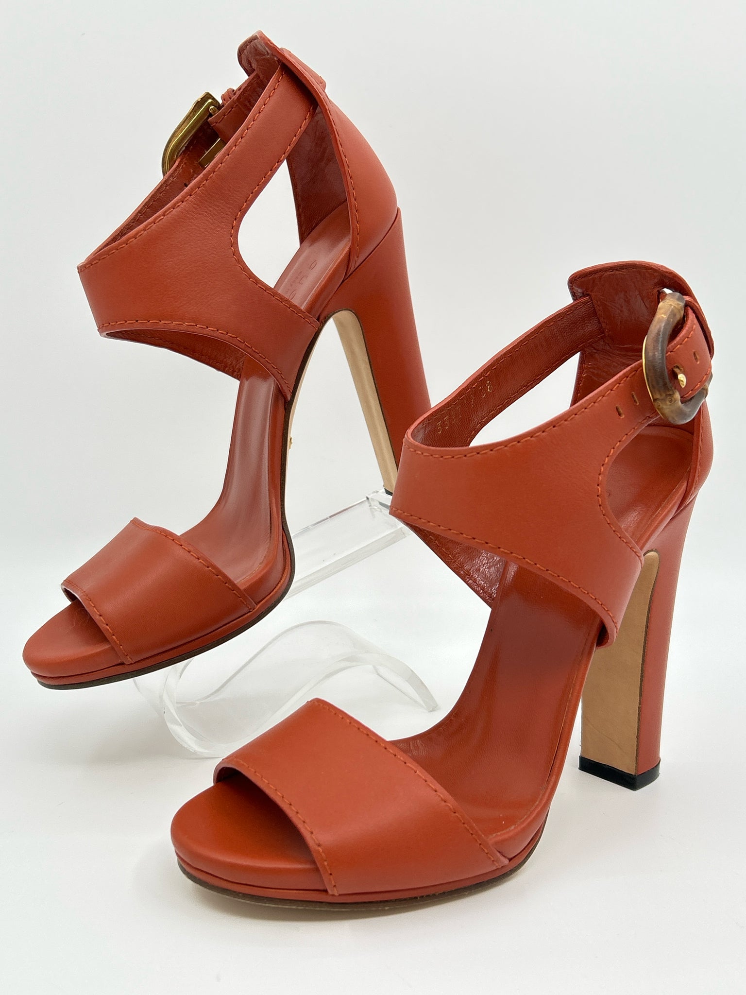 GUCCI Size 38 RUST Women Sandal