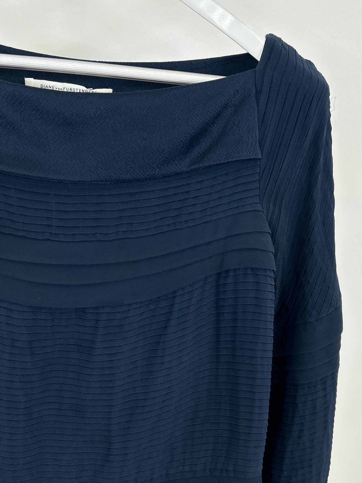 DIANE VON FURSTENBERG Size 10 Navy Women Top