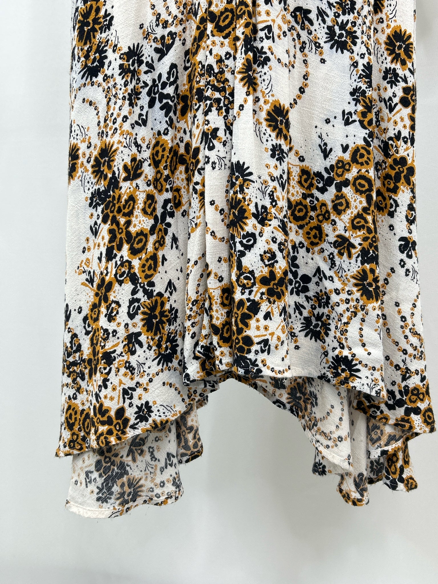 FREE PEOPLE Size 6 gold print Women Dress