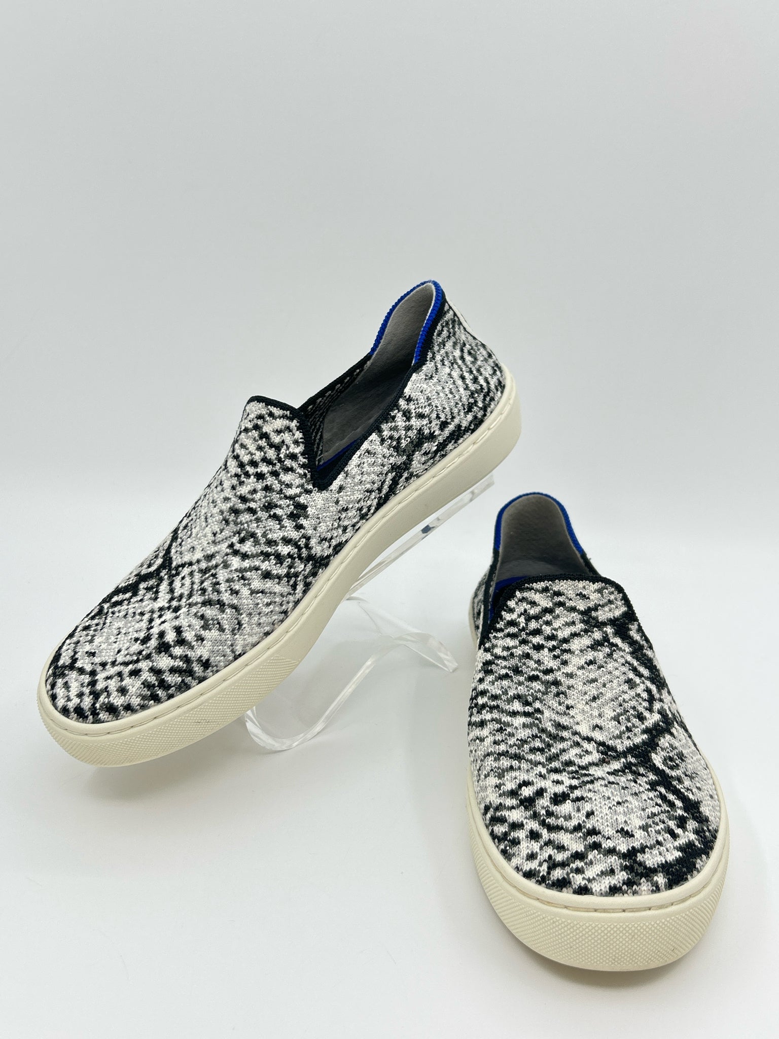 ROTHY'S Size 6.5W Black and White Women Sneakers