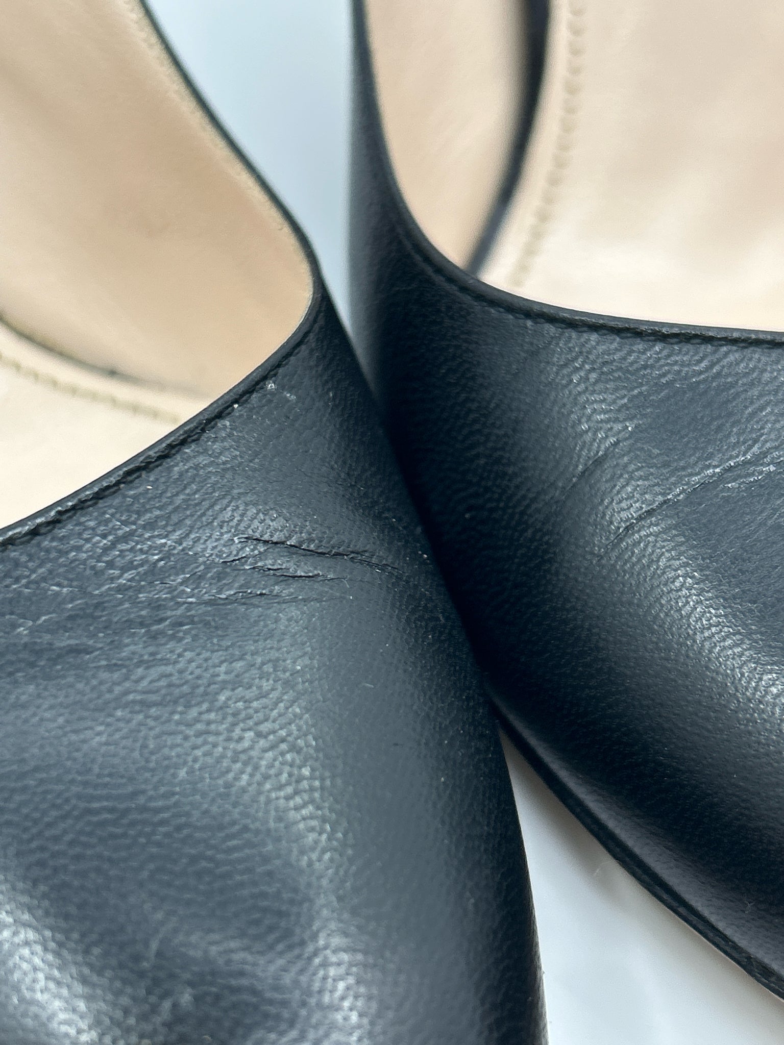 PRADA Size 39/8 Black Women Pumps