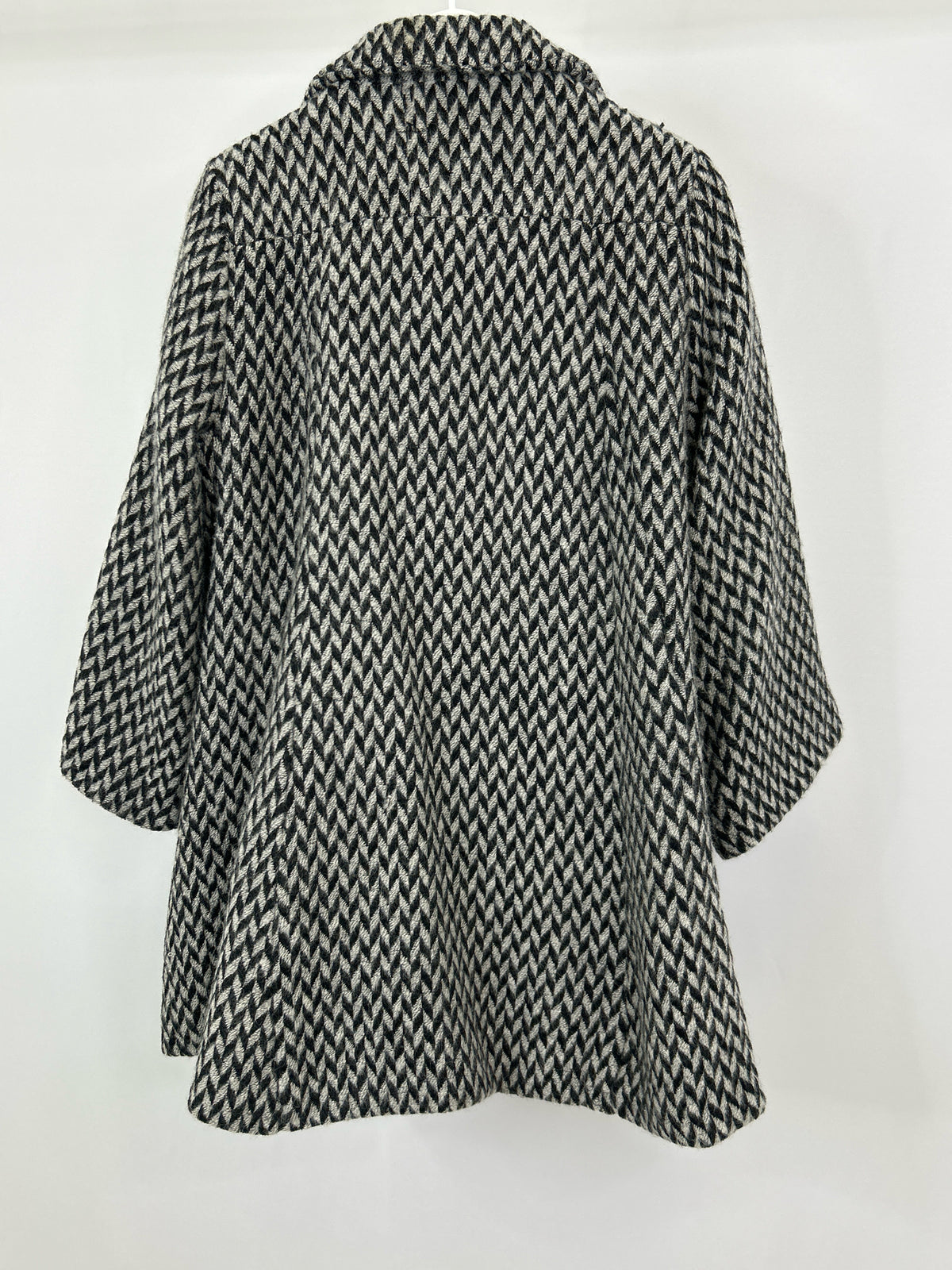 LUII Size M GRAY AND BLACK Women Coat