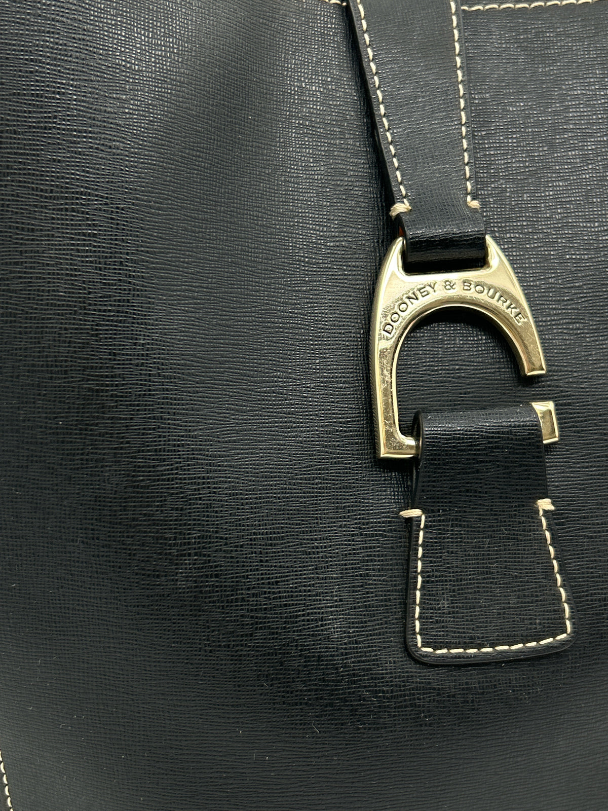DOONEY & BOURKE Black Women Purse
