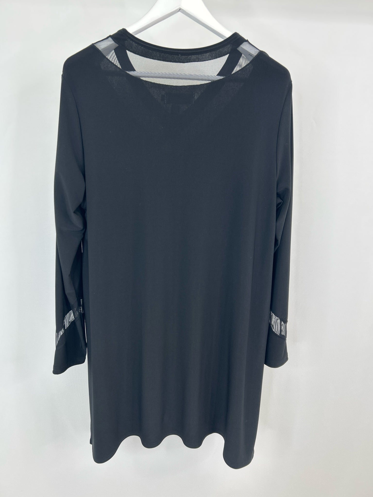 Sympli Size 18 Black Women Tunic