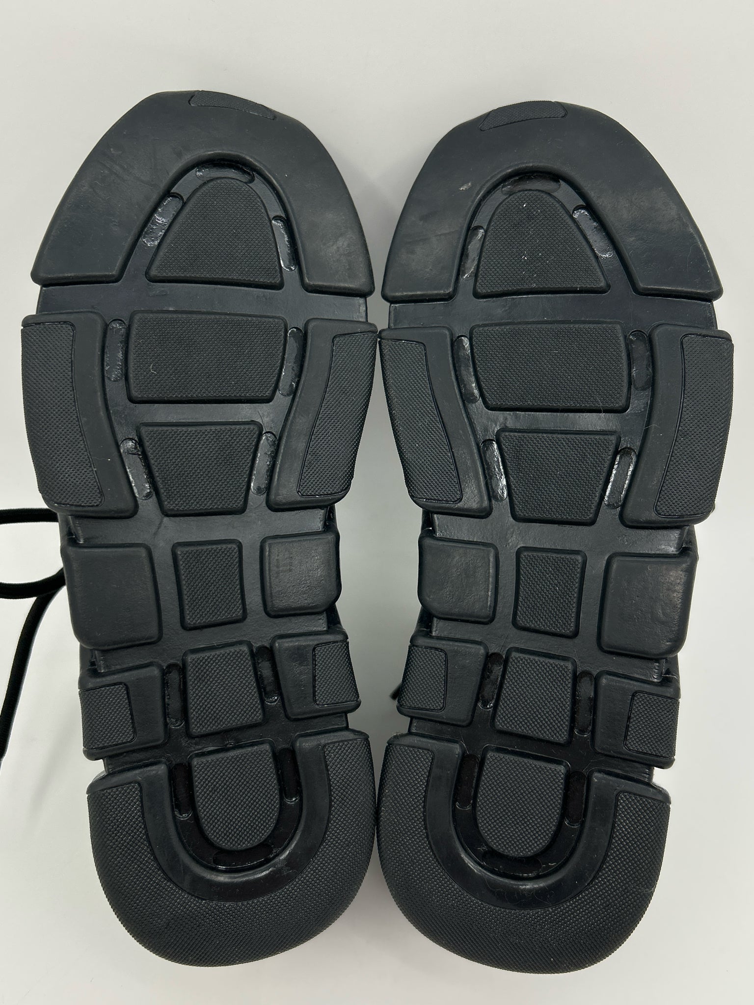 STEVE MADDEN Size 7.5M Black Women Sneakers