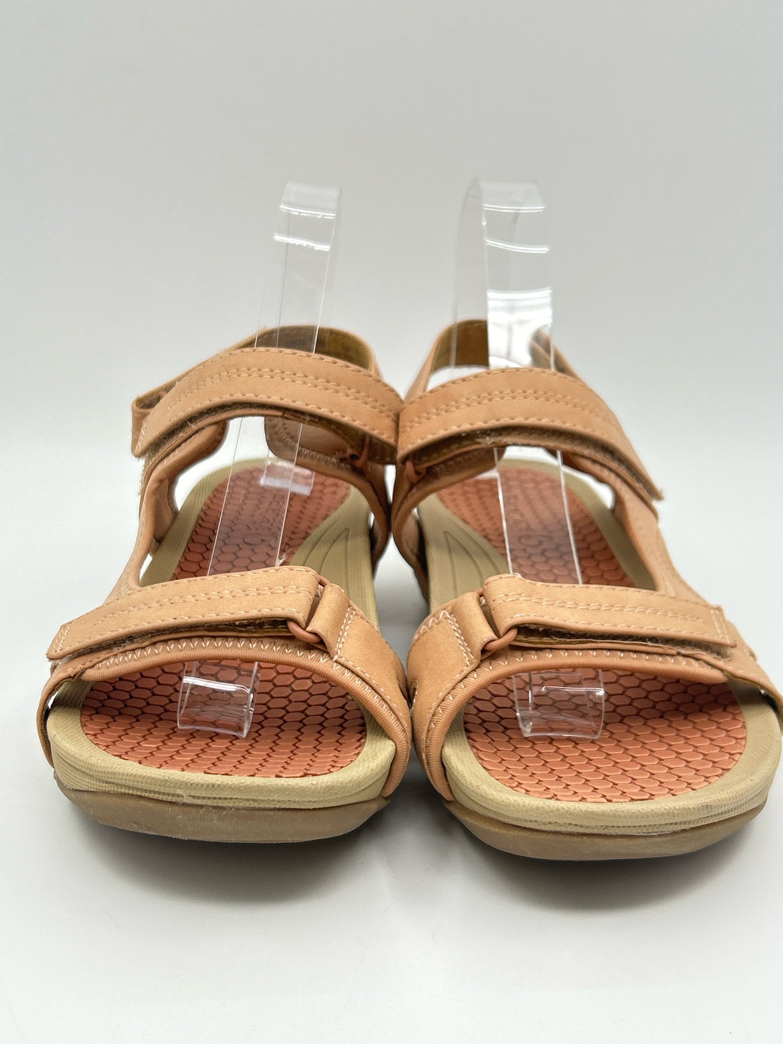 BARETRAPS Size 10 Apricot Women Sandal