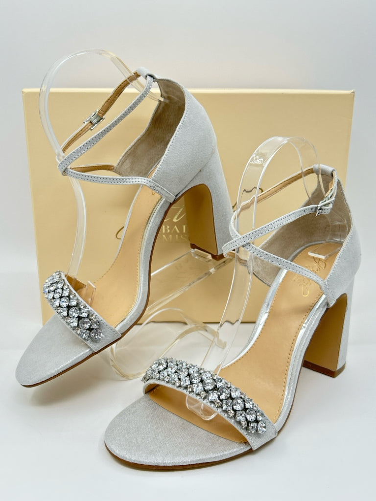 BADGLEY MISCHKA Size 10 Silver Women's Pumps NIB