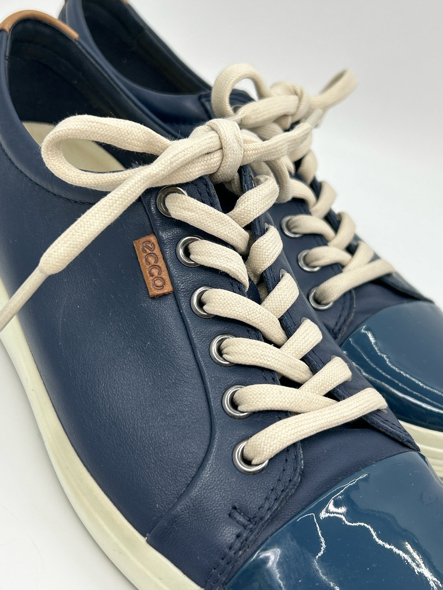 ECCO Size 9 Navy Women Sneakers