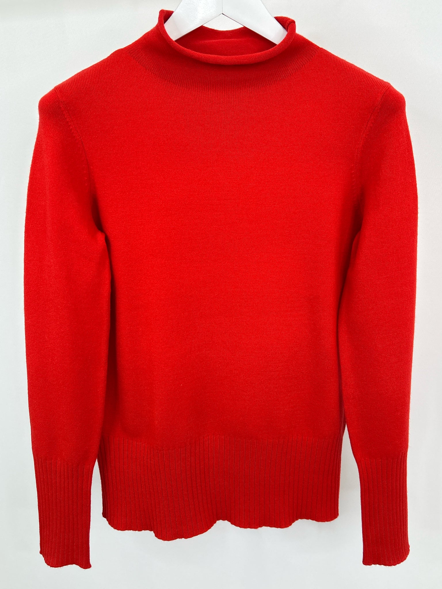 FRENCH CONNECTION Size M Red Women Sweater NWT