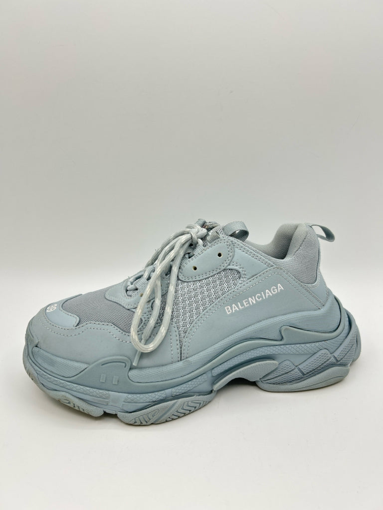 BALENCIAGA Size 39 Baby Blue Sneakers
